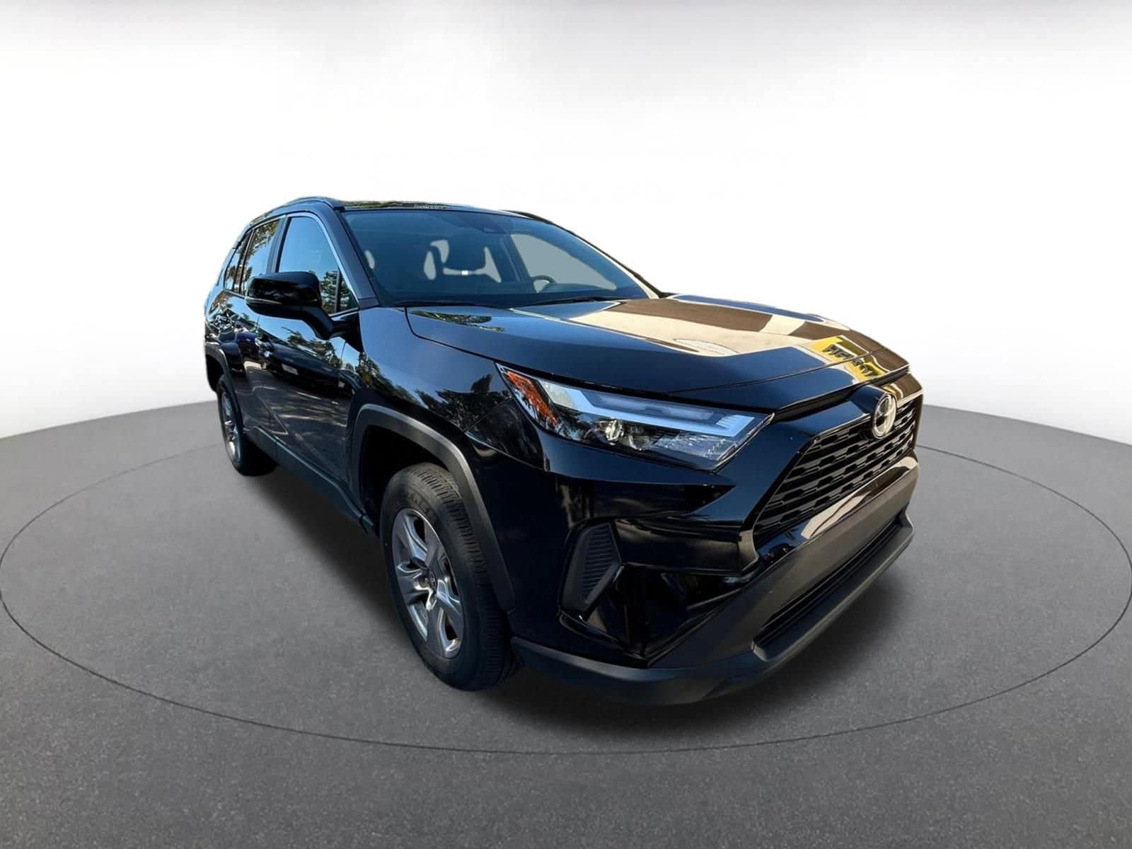 Thumbnail: 2025 Toyota RAV4 - 1
