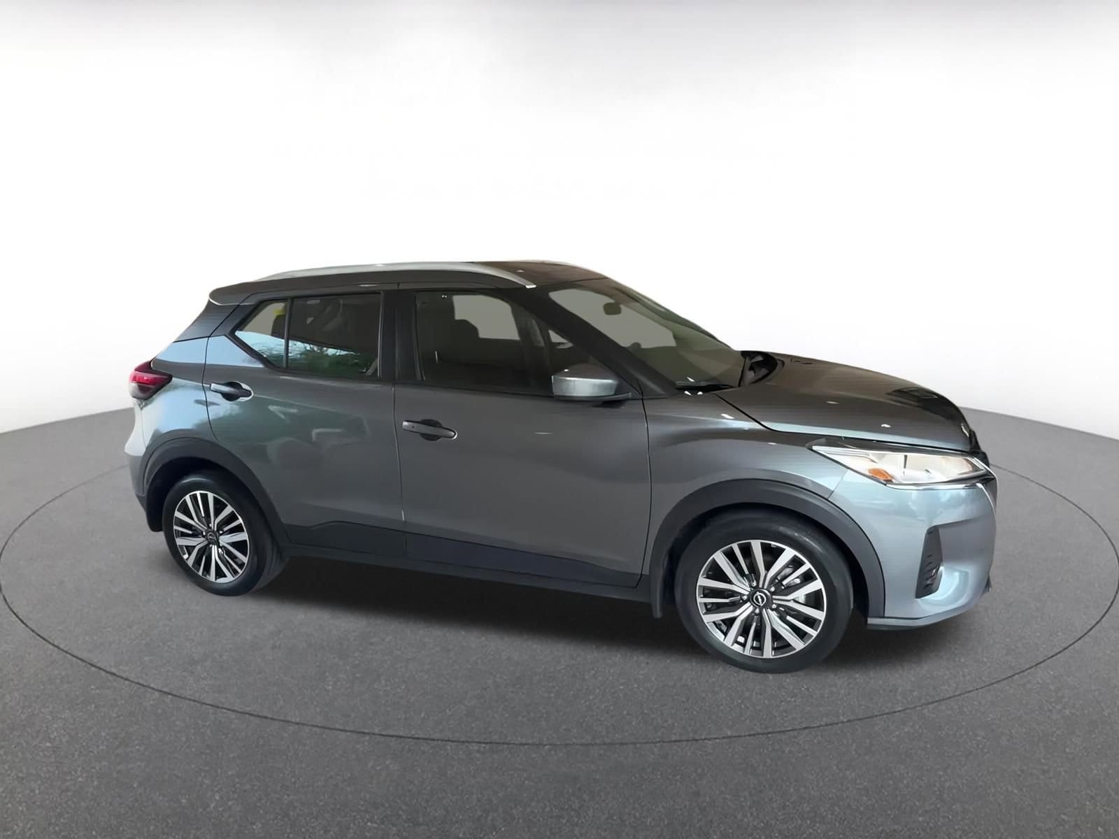 Thumbnail: 2024 Nissan Kicks - 2