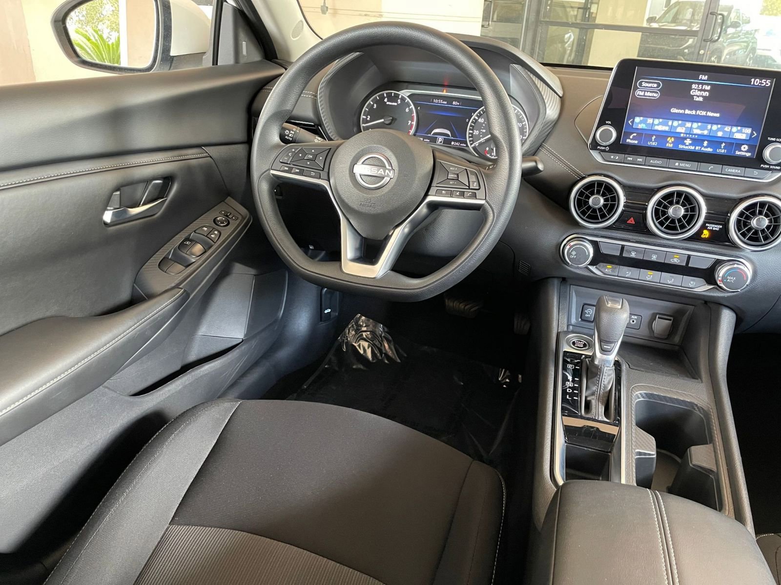 Thumbnail: 2025 Nissan Sentra - 32