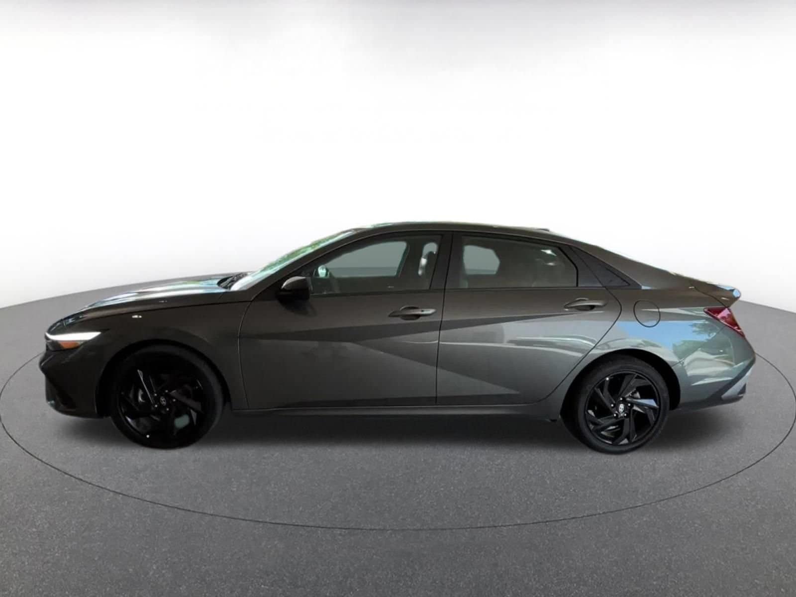 Thumbnail: 2026 Hyundai Elantra - 8
