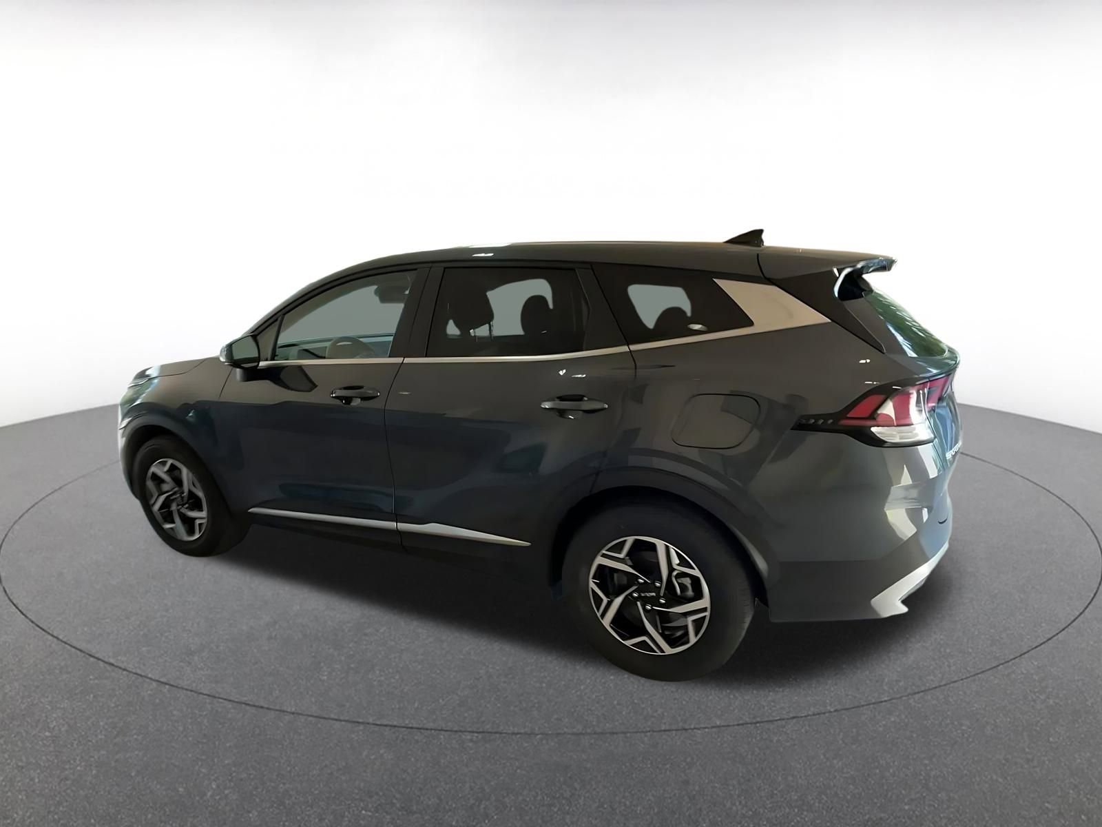 Thumbnail: 2025 Kia Sportage - 10