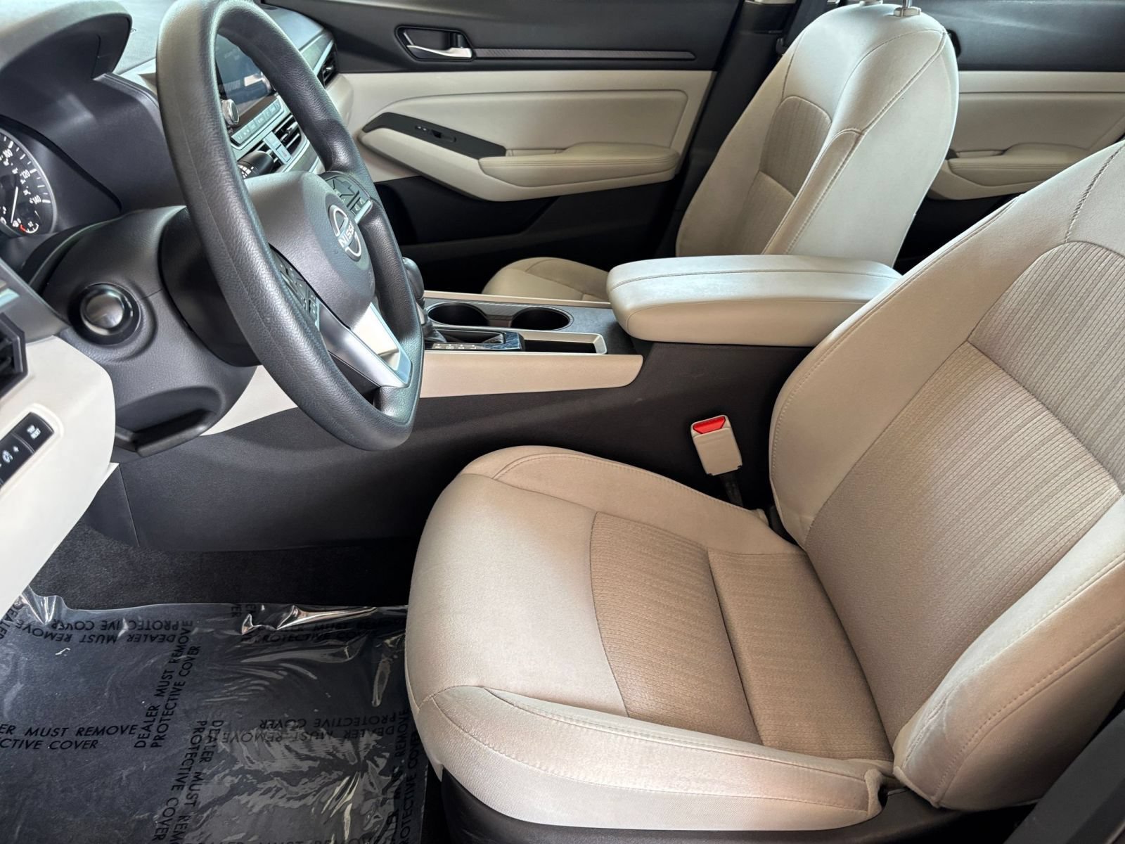 2025 Nissan Altima SV - Photo 27