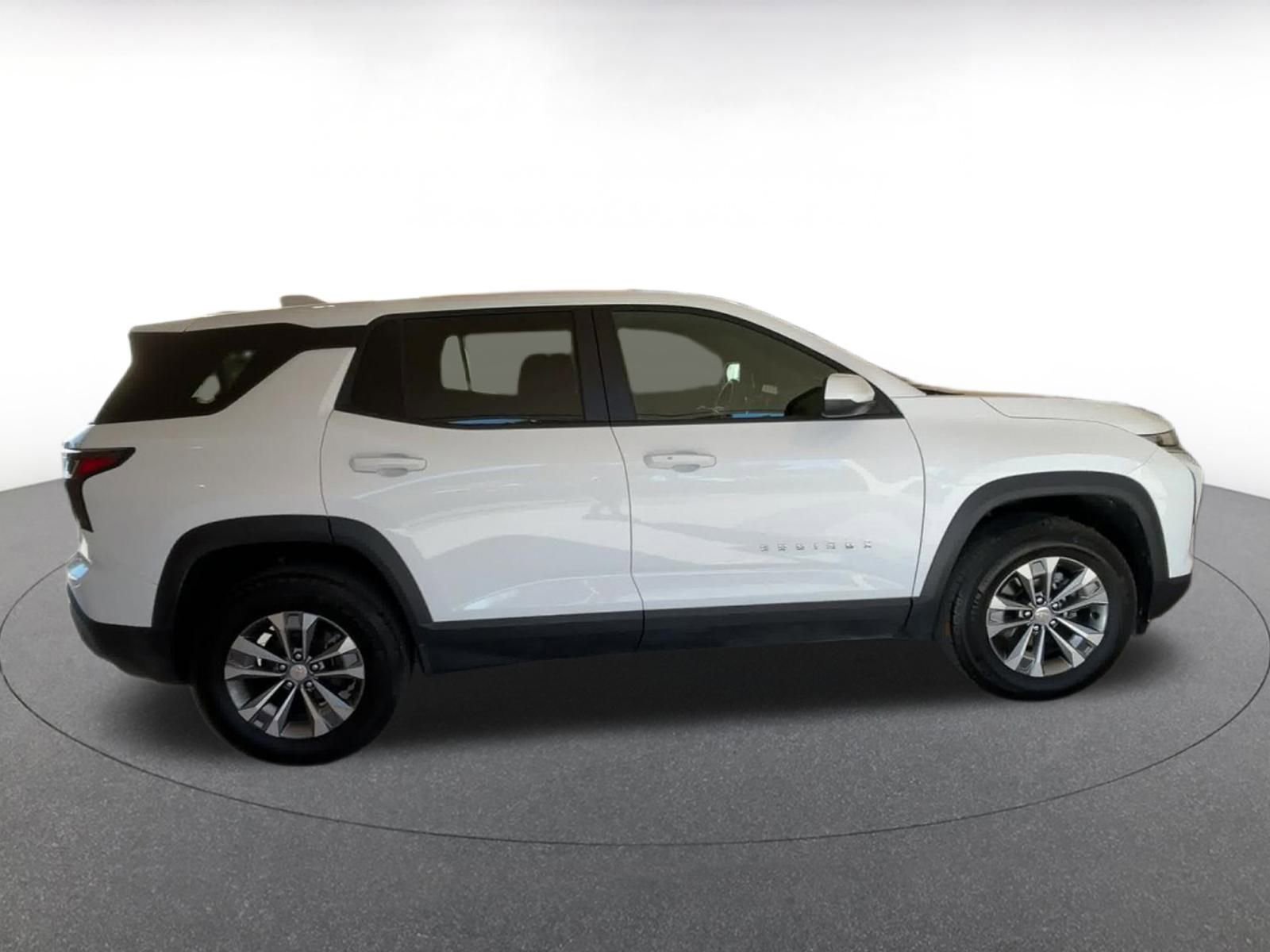 Thumbnail: 2025 Chevrolet Equinox - 16