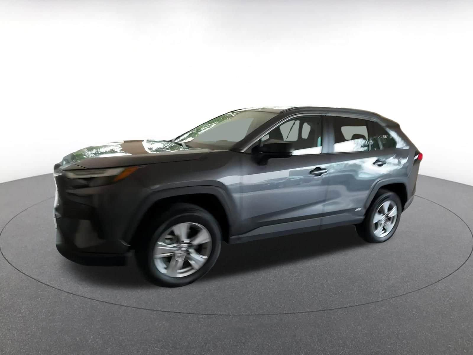 Thumbnail: 2025 Toyota RAV4 - 12