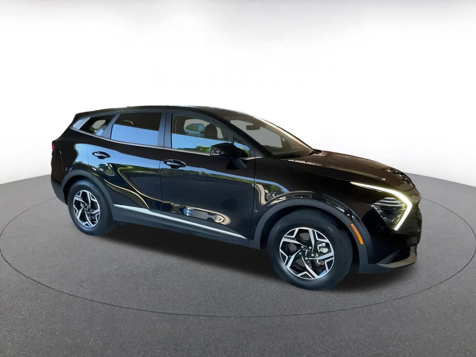 Thumbnail: 2024 Kia Sportage - 2