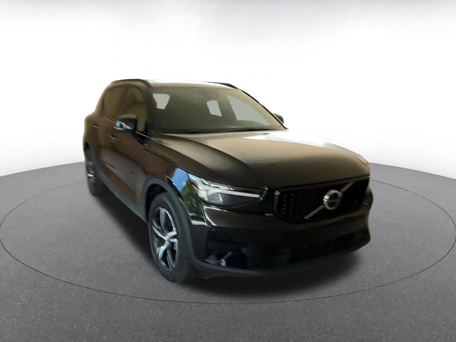 Thumbnail: 2024 Volvo XC40 - 3