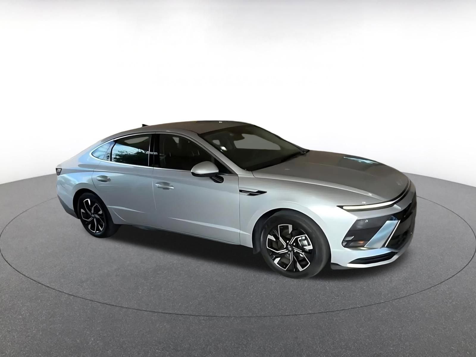 Thumbnail: 2025 Hyundai Sonata - 2