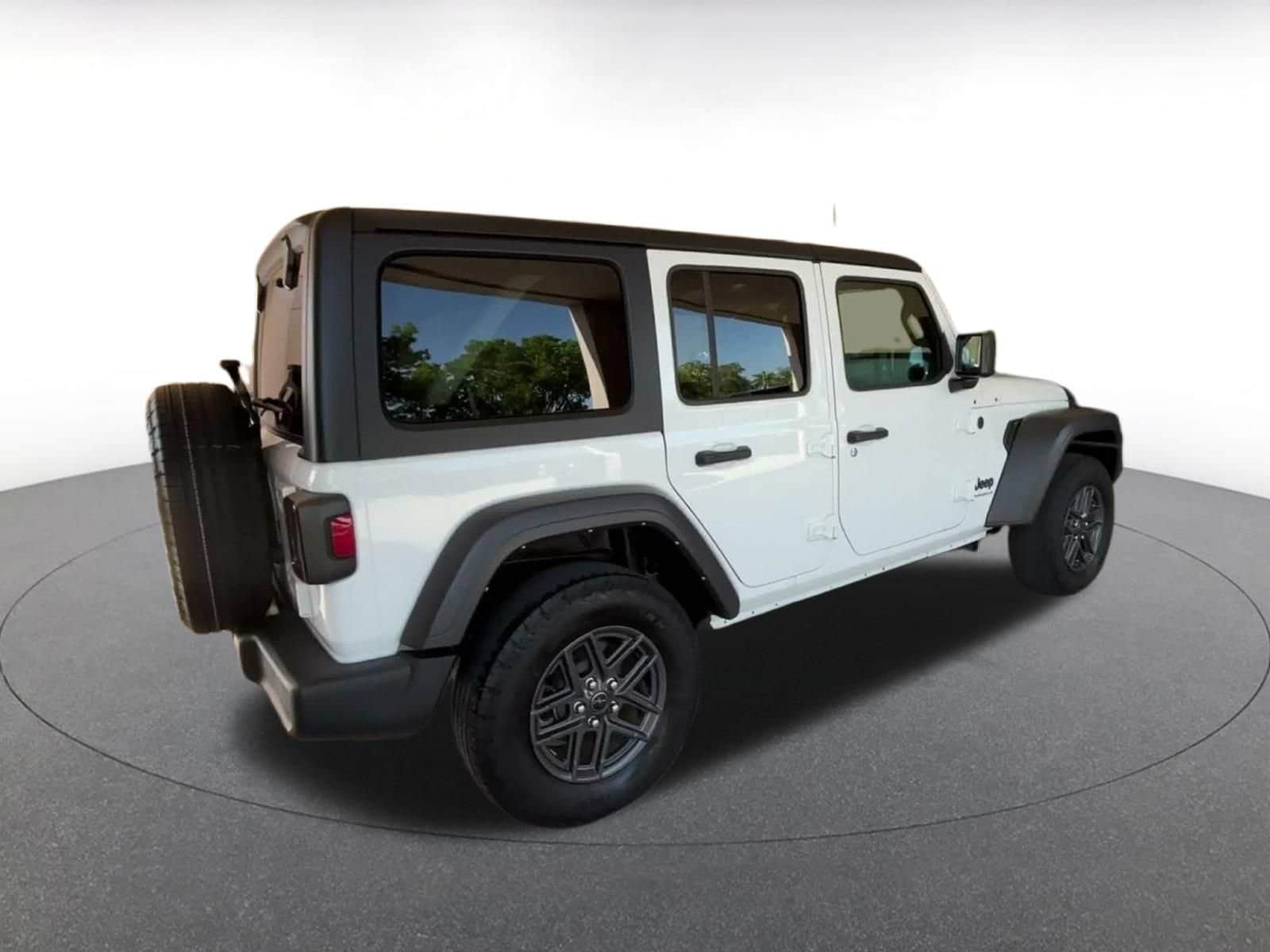 Thumbnail: 2025 Jeep Wrangler - 11