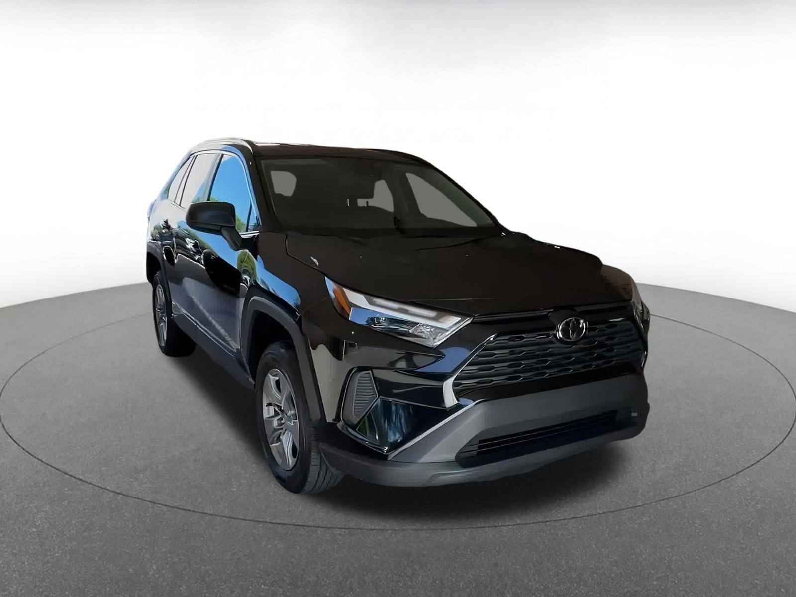 Thumbnail: 2025 Toyota RAV4 - 4