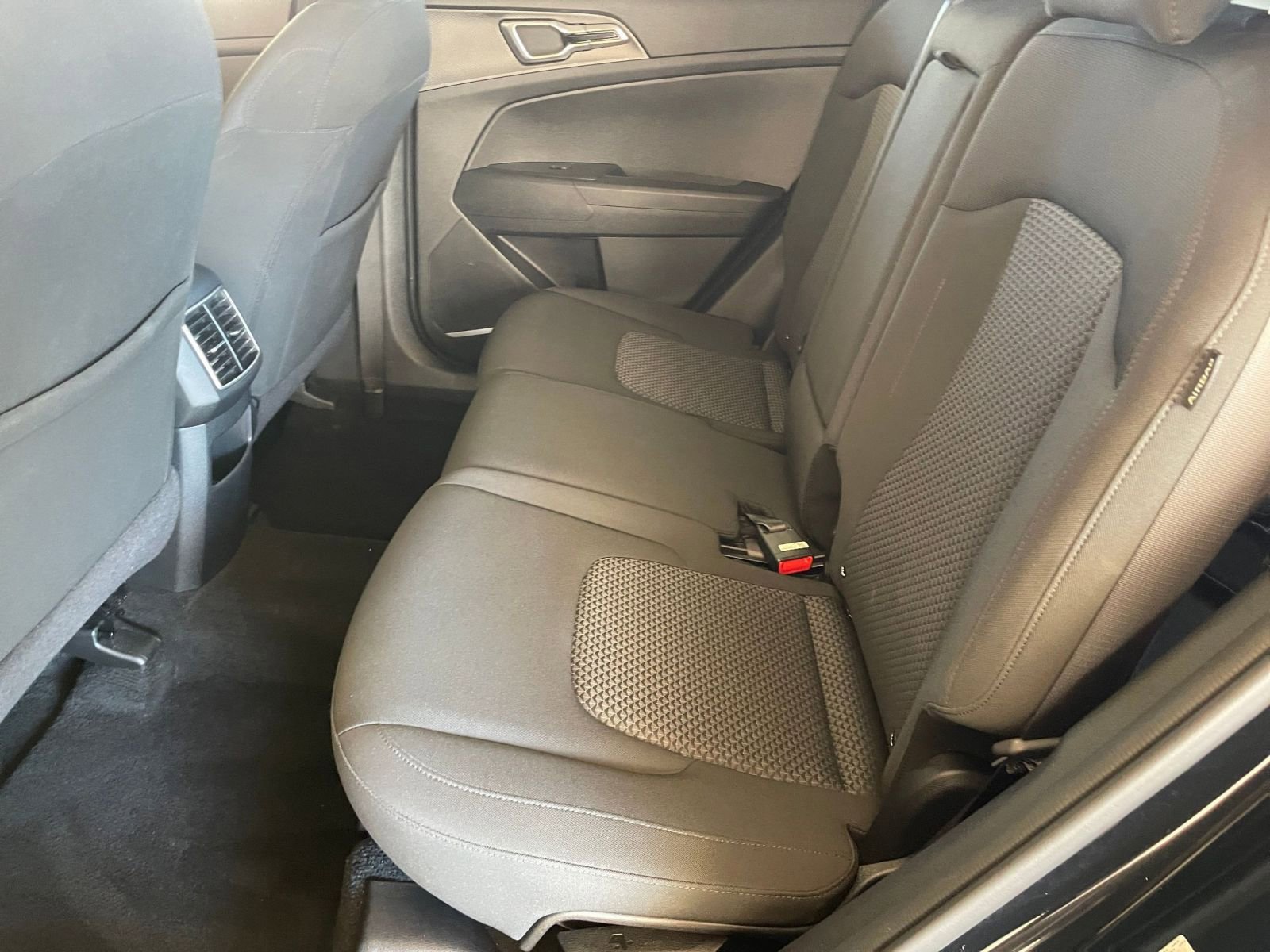 Thumbnail: 2025 Kia Sportage - 25