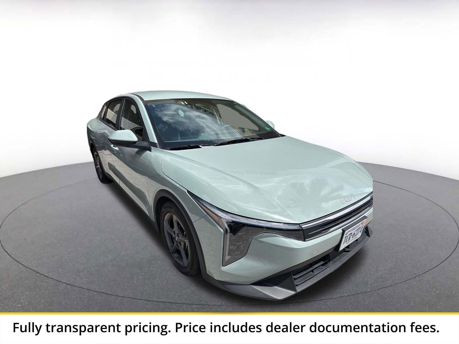 Thumbnail: 2025 Kia K4 - 1