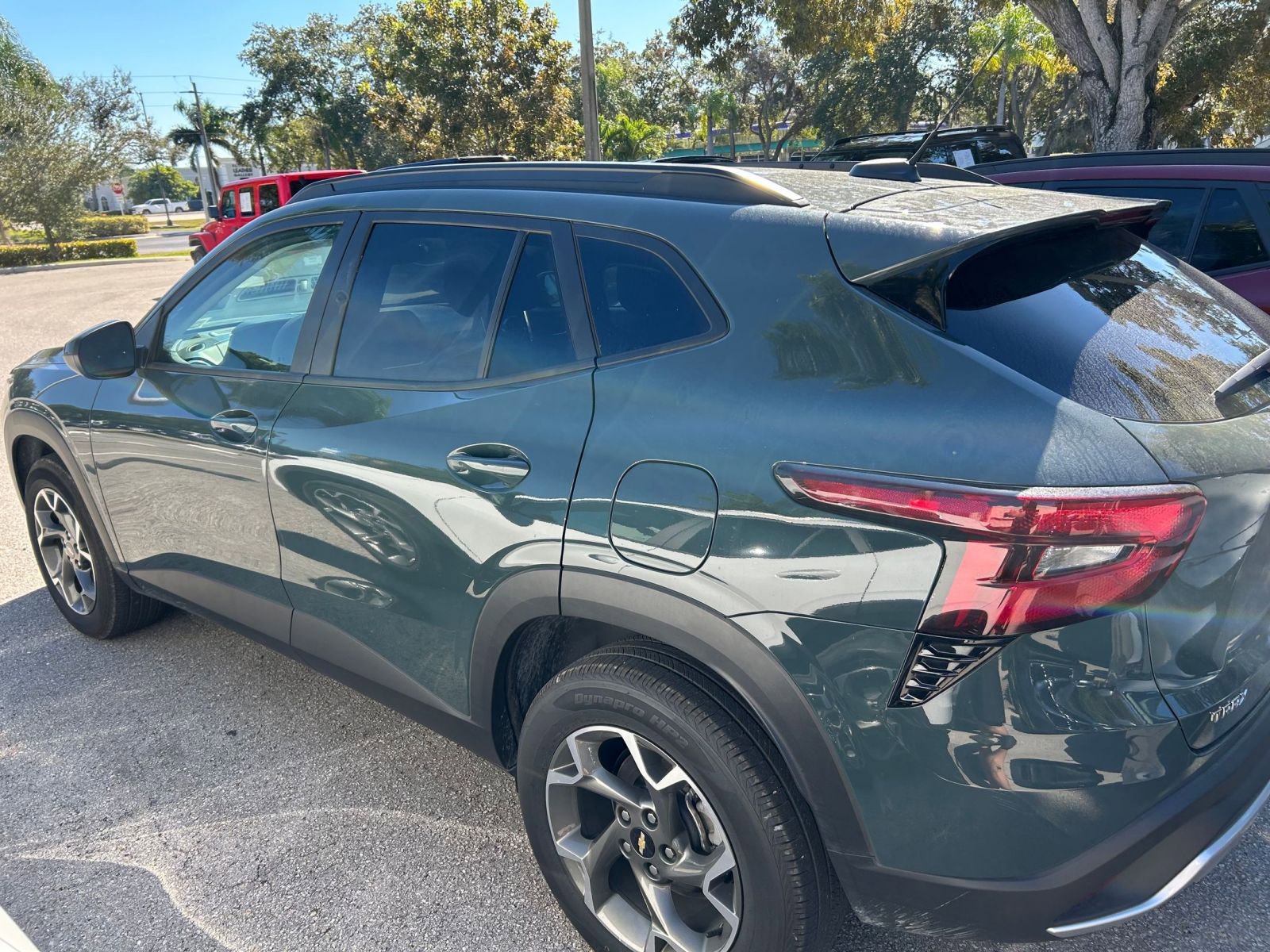 Thumbnail: 2025 Chevrolet Trax - 17