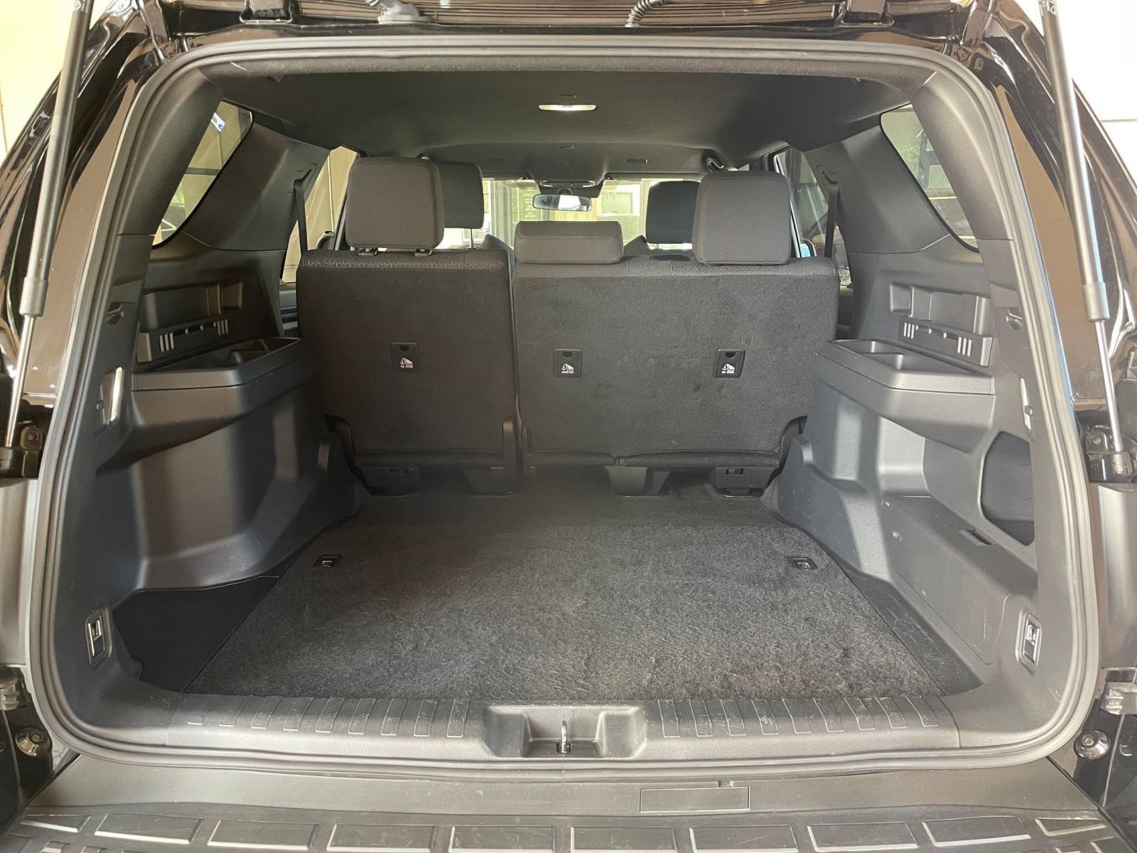 Thumbnail: 2025 Toyota 4Runner - 30