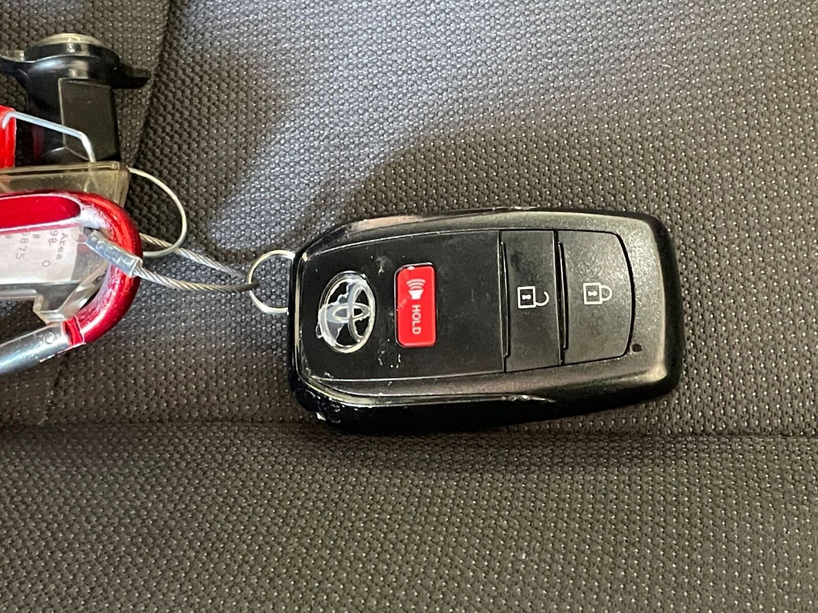 Thumbnail: 2025 Toyota Corolla Cross - 22