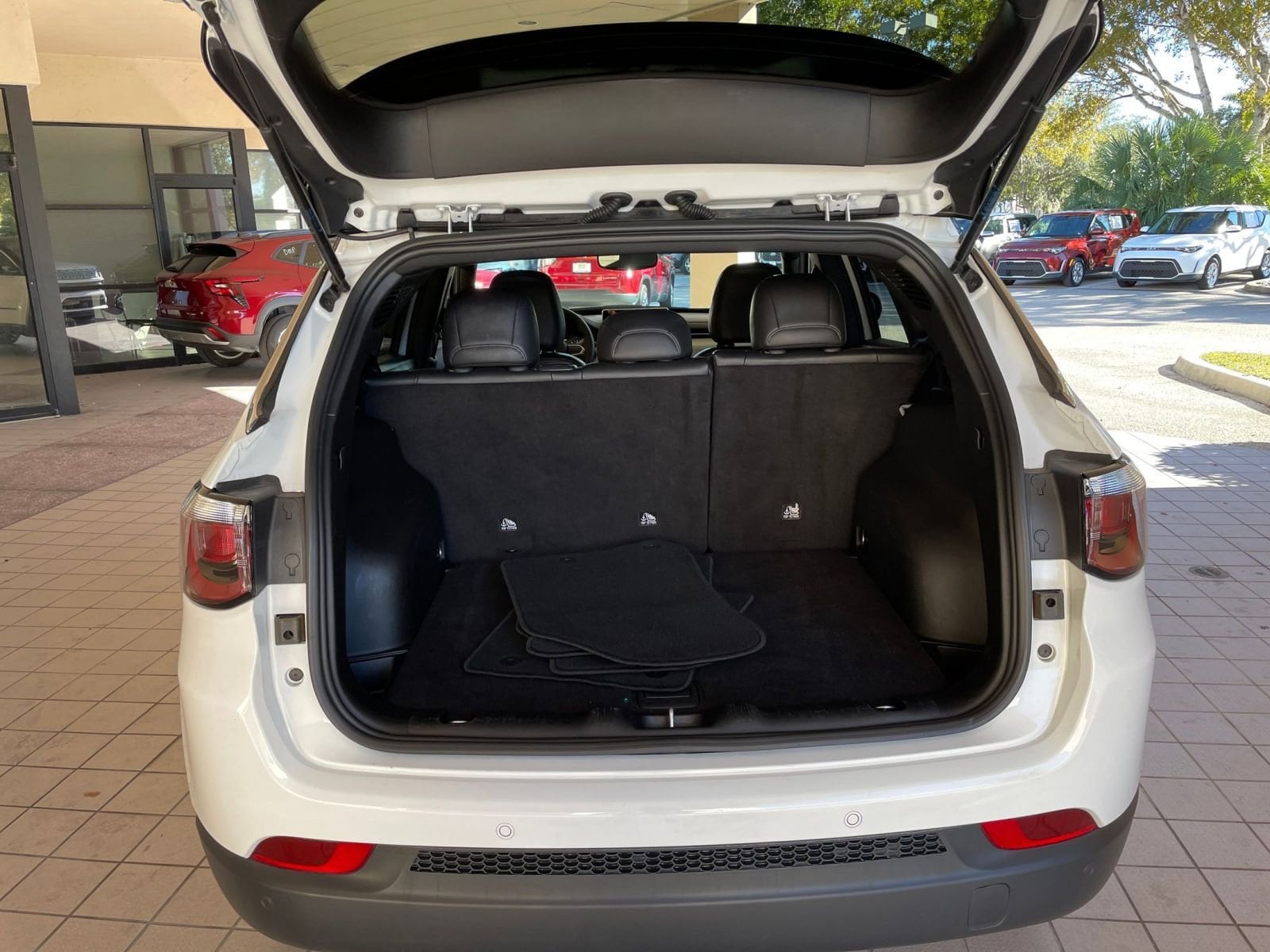 Thumbnail: 2025 Jeep Compass - 24