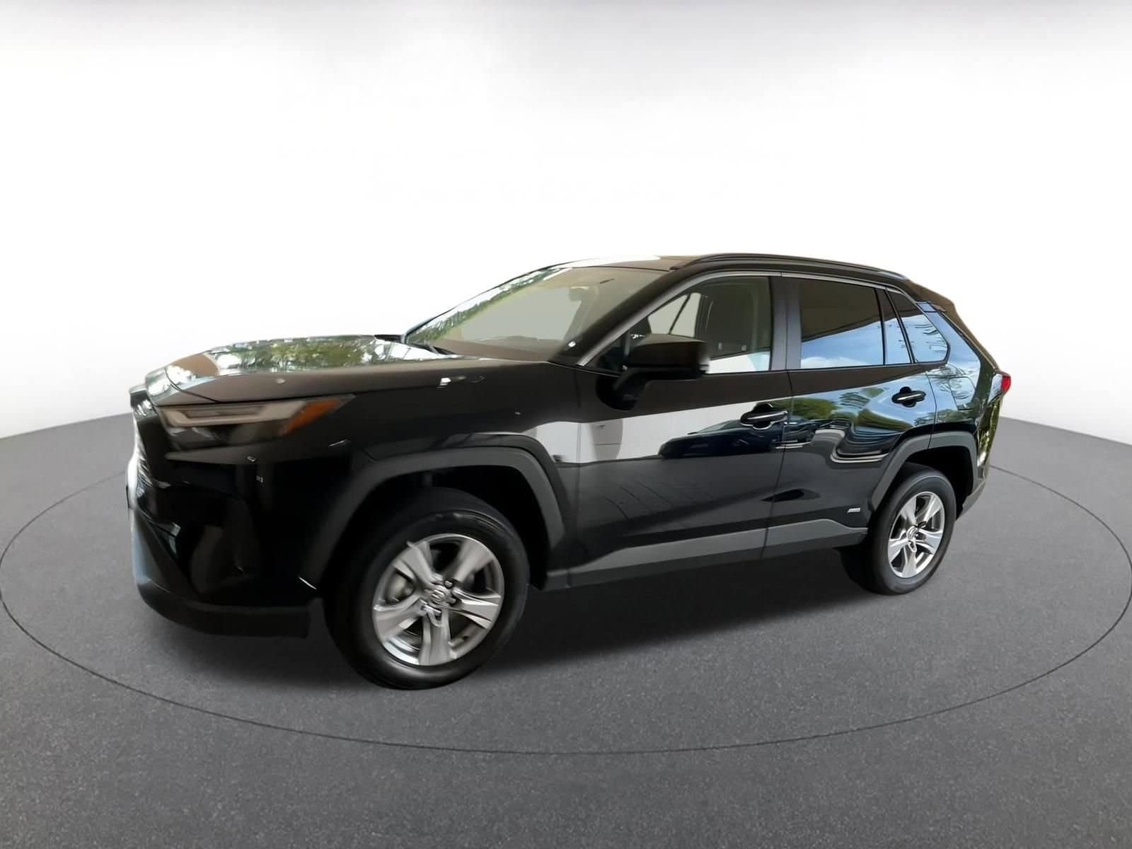 Thumbnail: 2025 Toyota RAV4 - 4