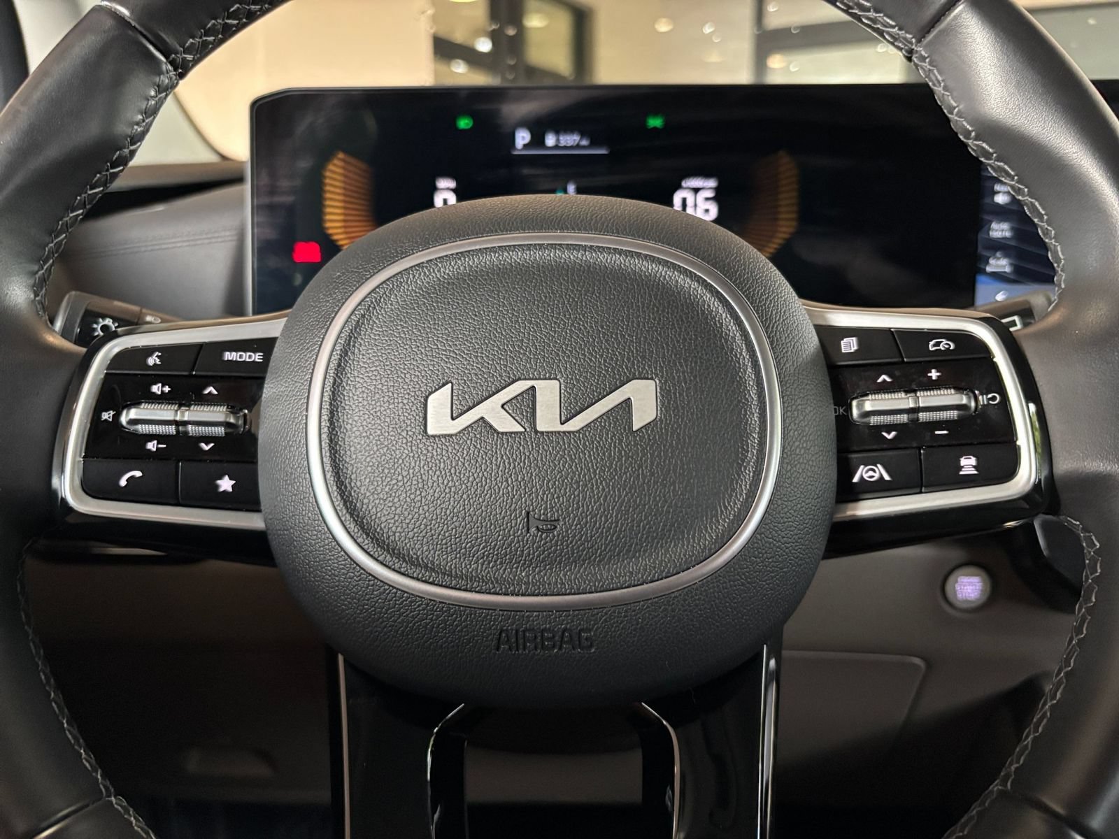 Thumbnail: 2026 Kia Carnival - 29