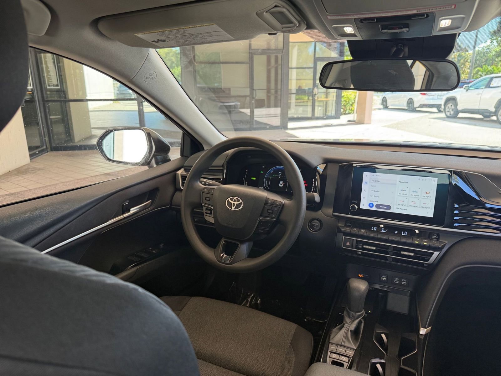 Thumbnail: 2025 Toyota Camry - 28