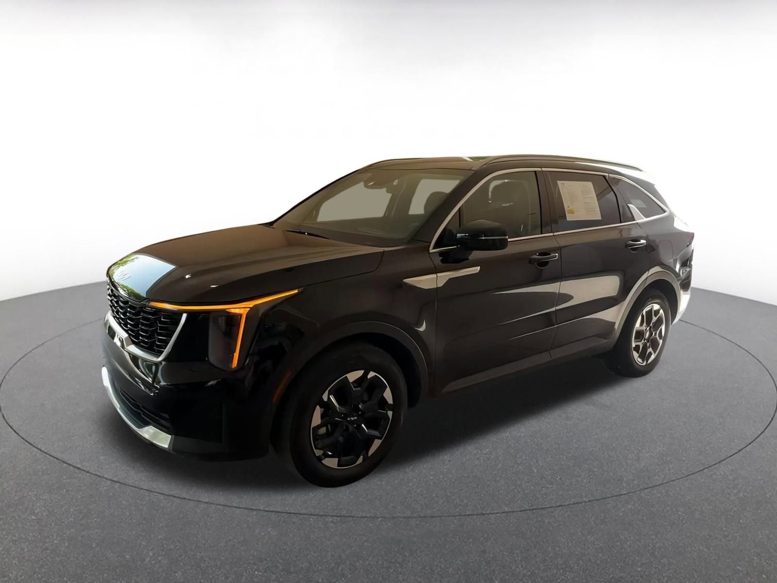 2024 Kia Sorento S 5