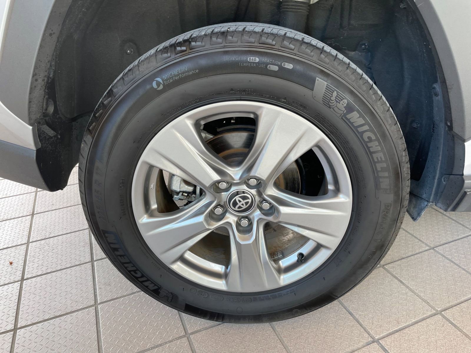 Thumbnail: 2024 Toyota RAV4 - 28