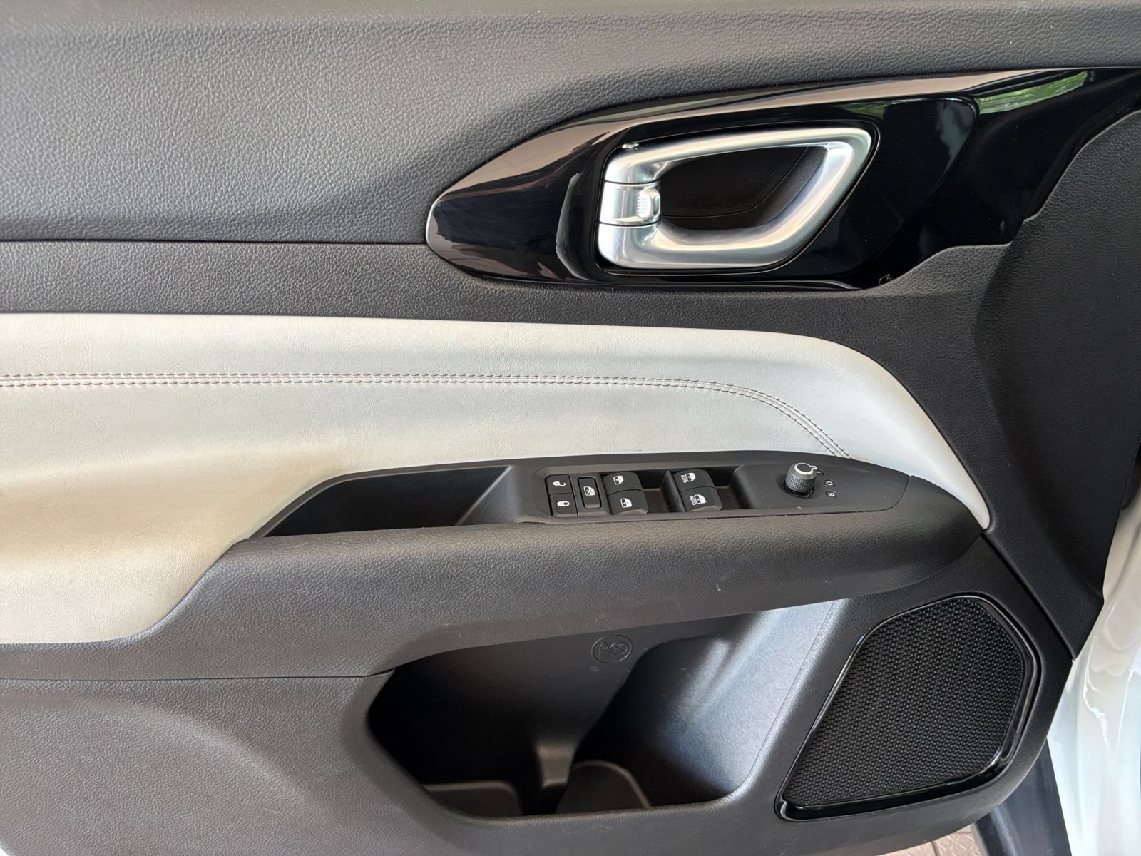 Thumbnail: 2025 Jeep Compass - 18