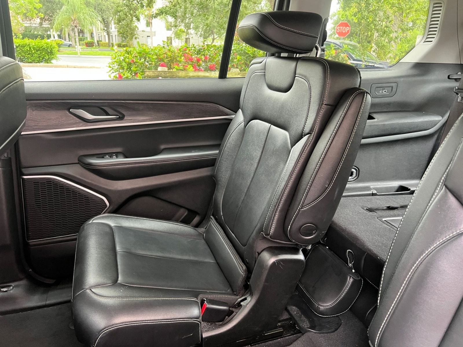 2022 Jeep Grand Cherokee Limited Edition 28
