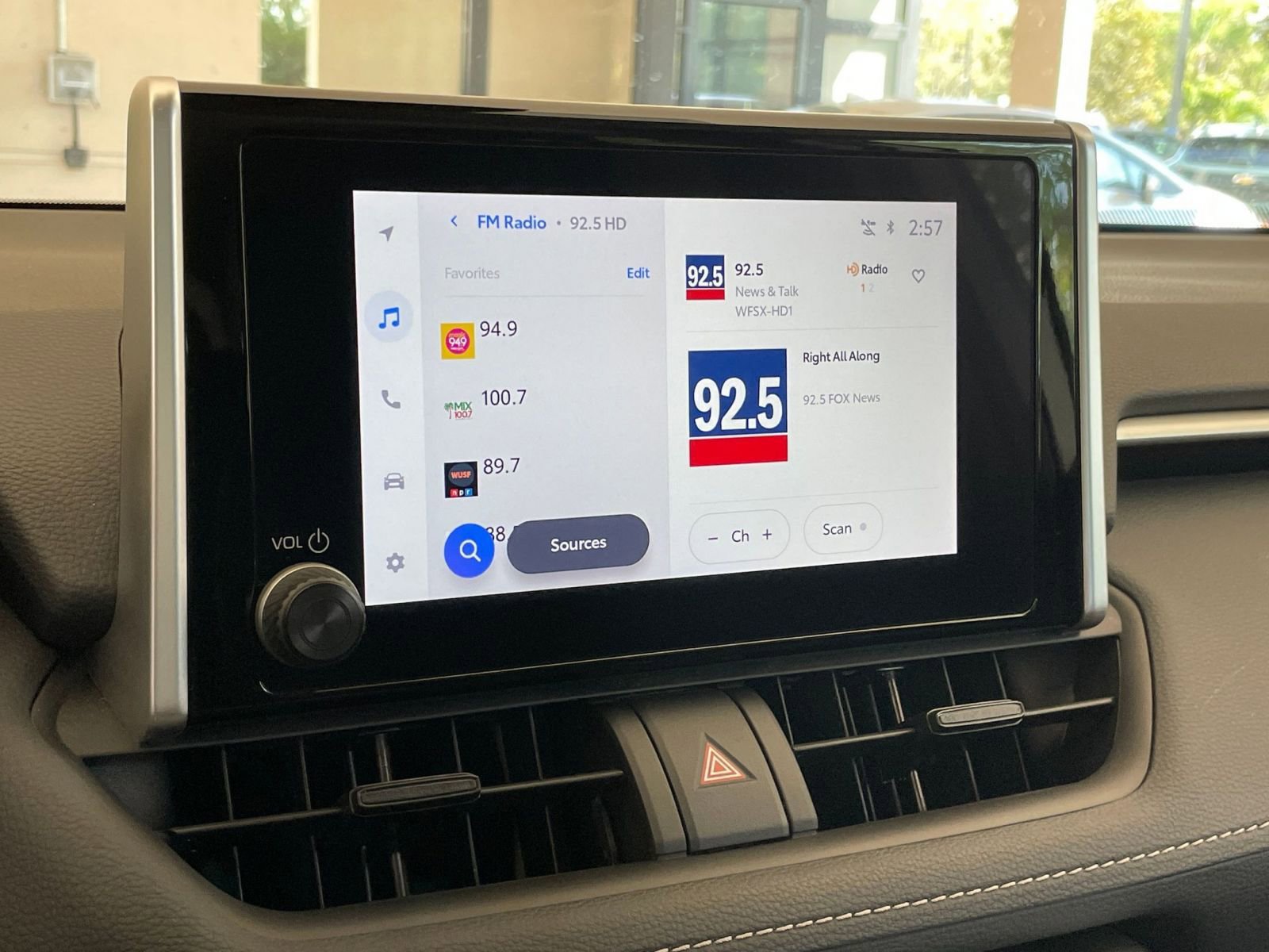 Thumbnail: 2025 Toyota RAV4 - 20