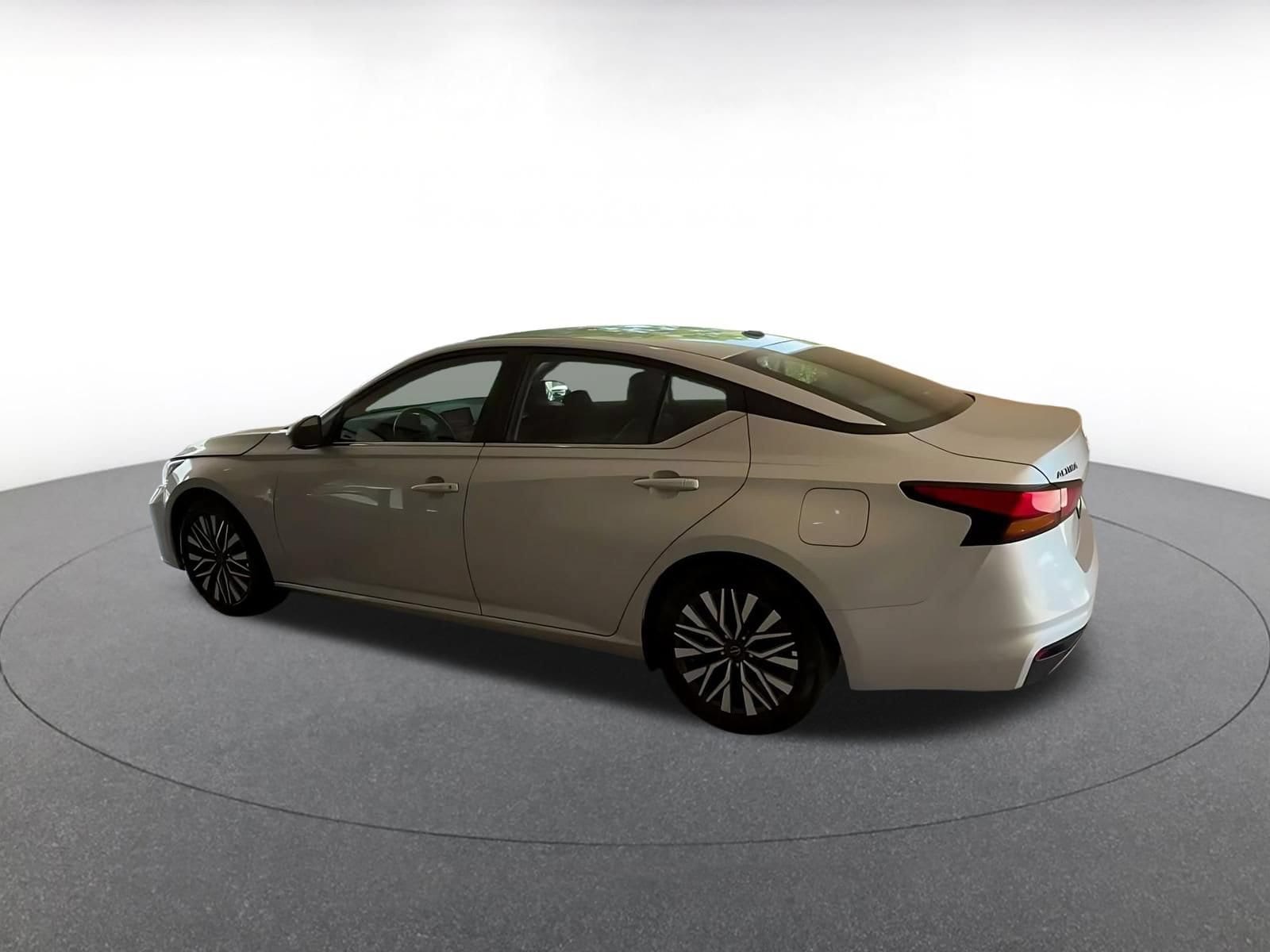 Thumbnail: 2026 Nissan Altima - 8