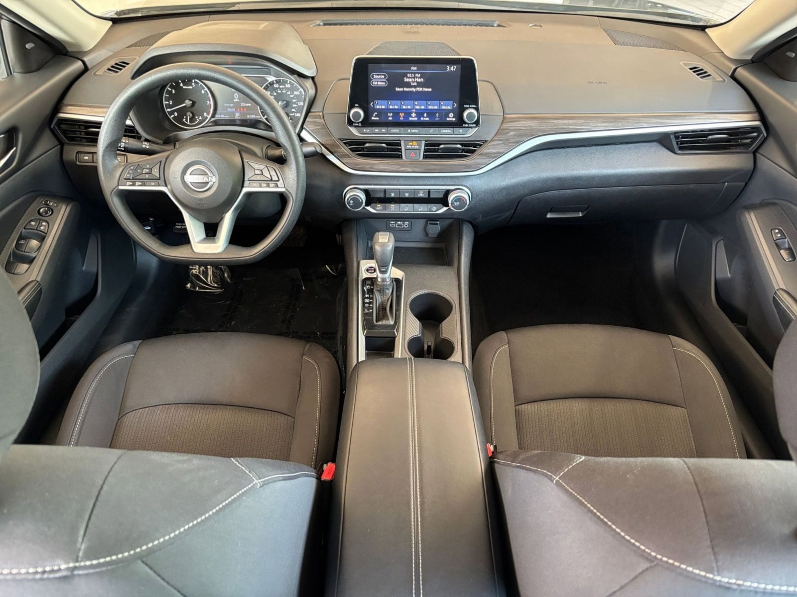 Thumbnail: 2025 Nissan Altima - 32