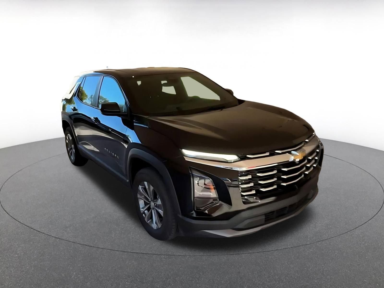 Thumbnail: 2025 Chevrolet Equinox - 3