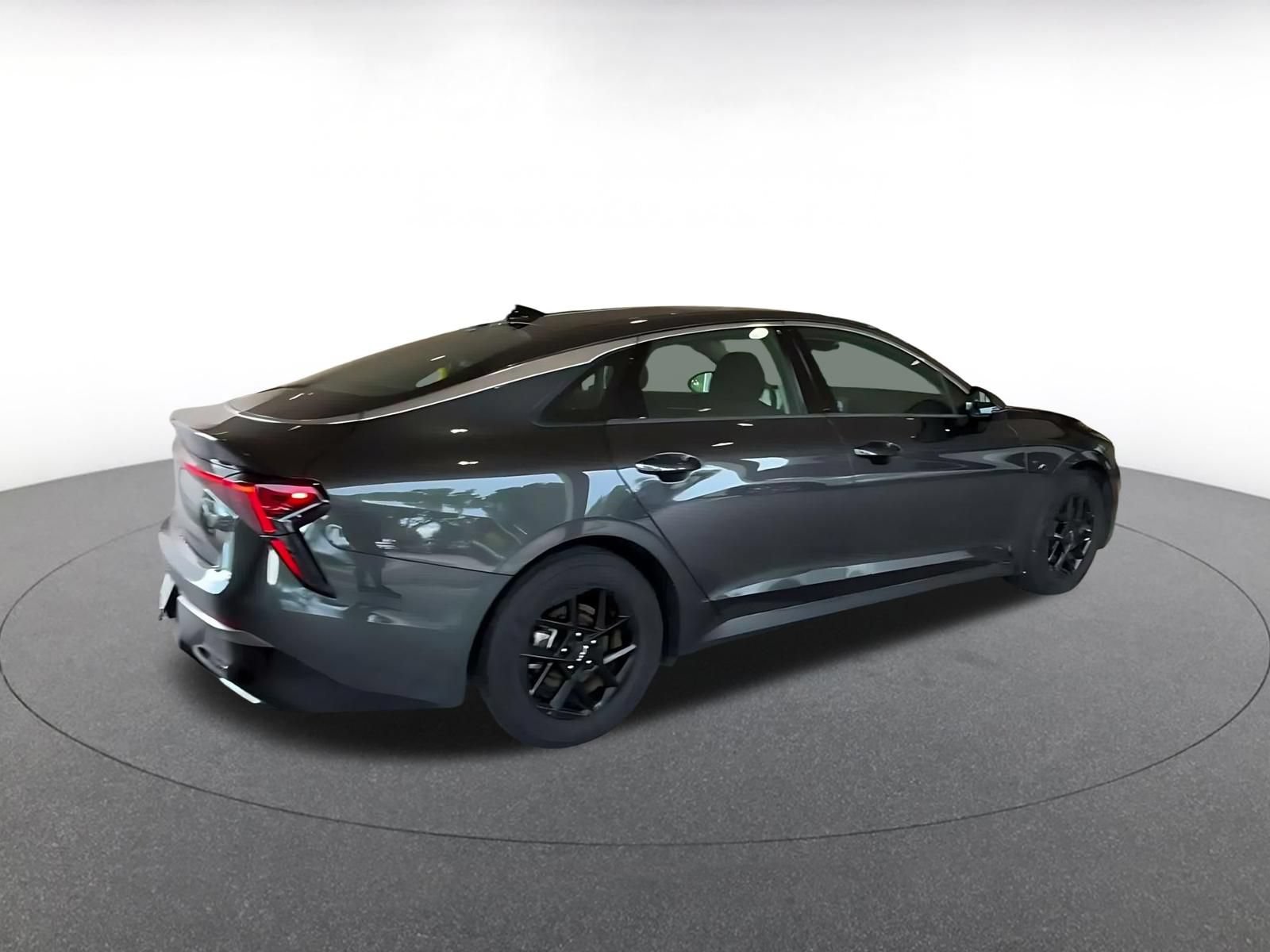 Thumbnail: 2025 Kia K5 - 13