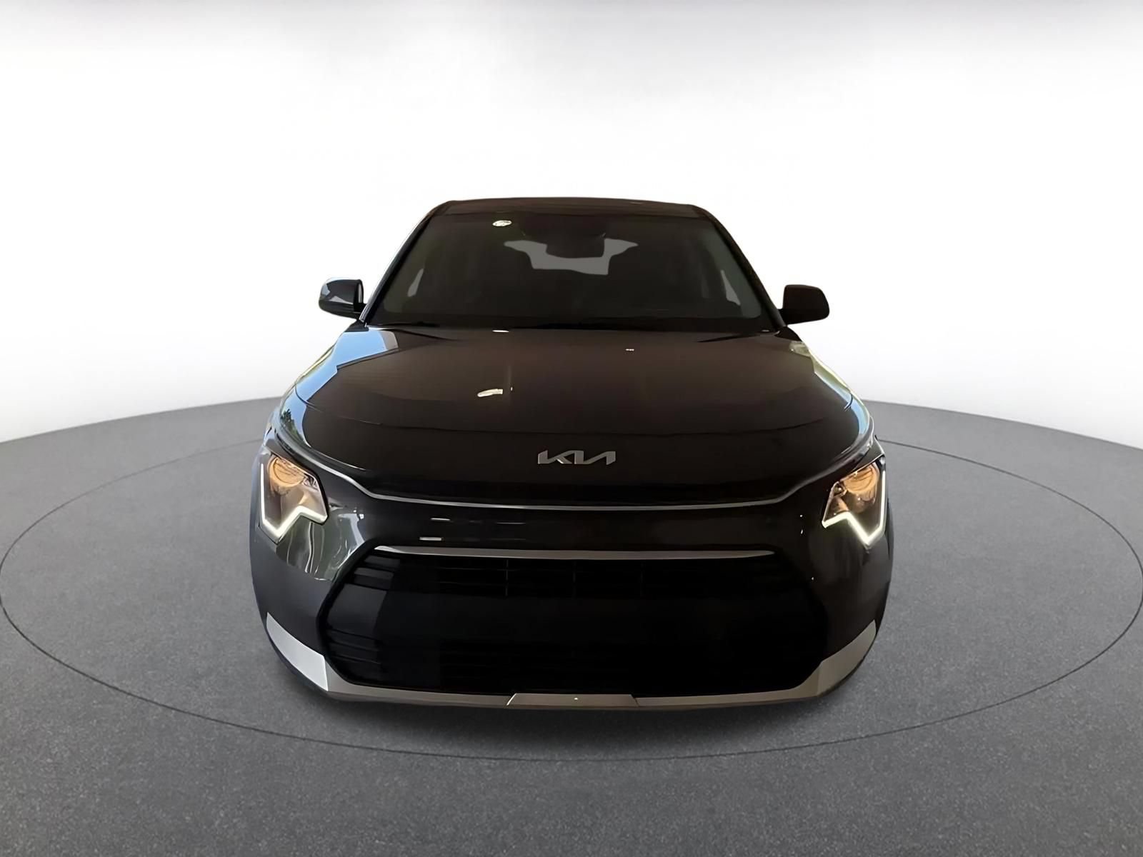 Thumbnail: 2026 Kia Niro - 4