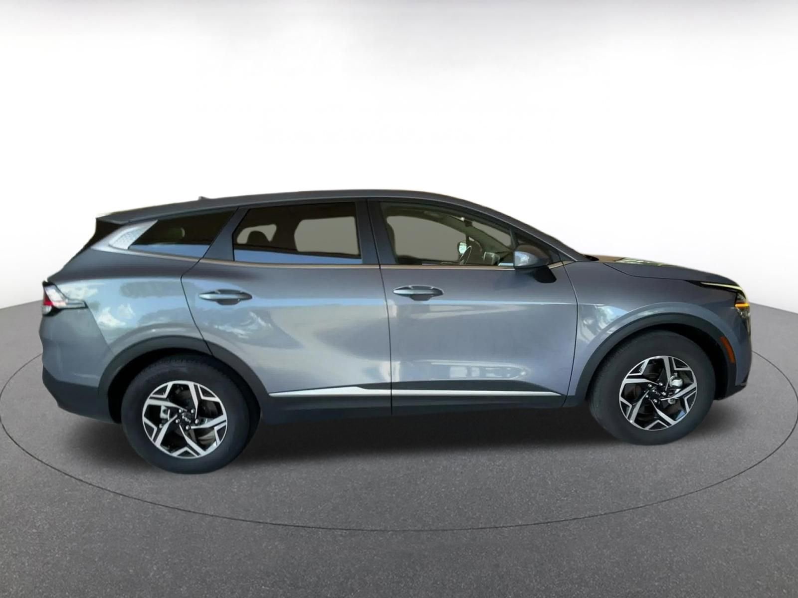Thumbnail: 2025 Kia Sportage - 16
