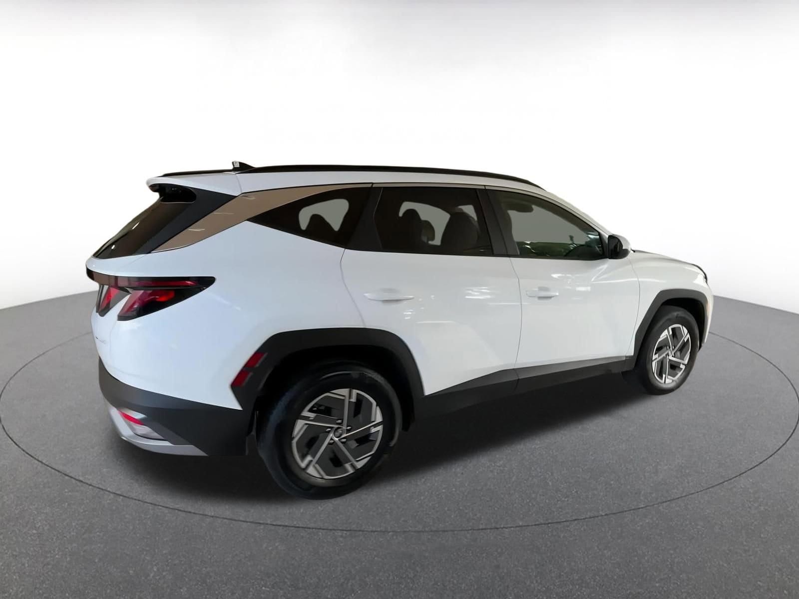 Thumbnail: 2025 Hyundai Tucson - 15