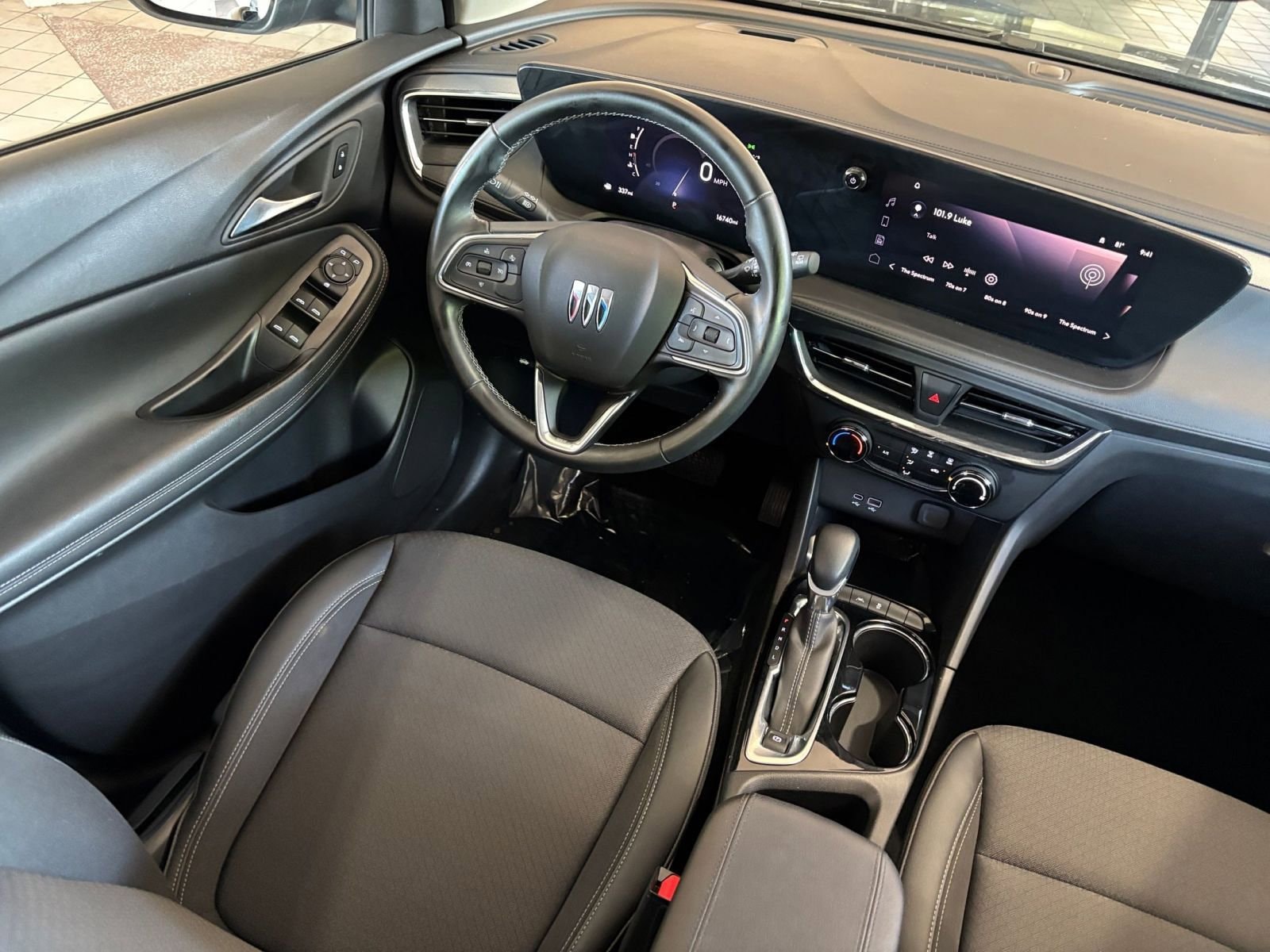 Thumbnail: 2025 Buick Encore GX - 32