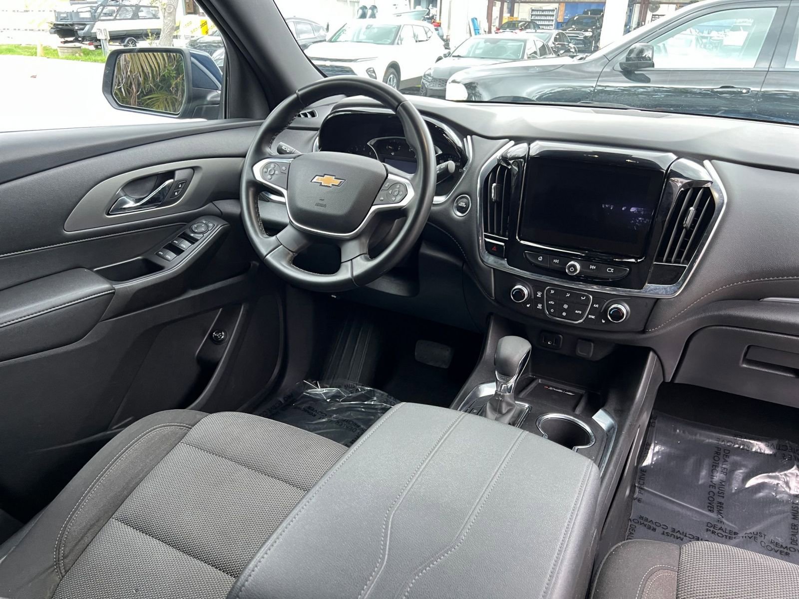 Thumbnail: 2023 Chevrolet Traverse - 23