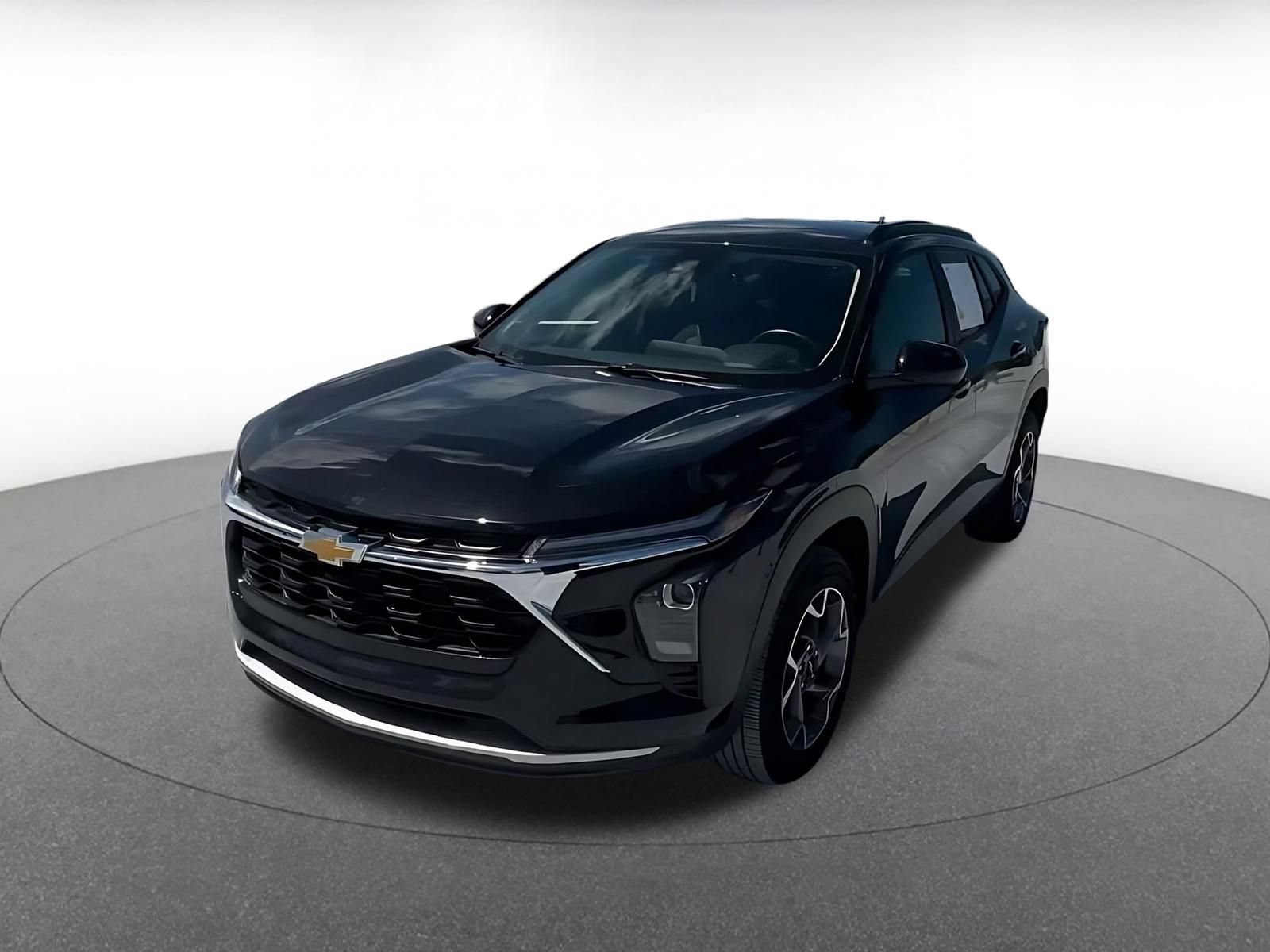 Thumbnail: 2025 Chevrolet Trax - 5