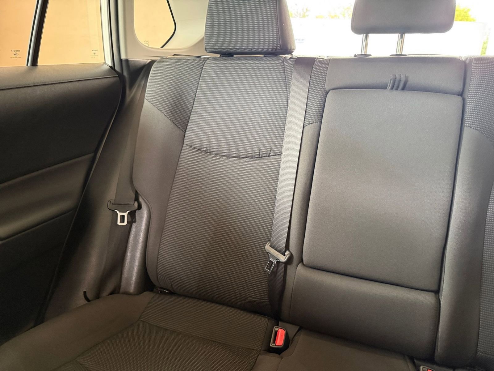 Thumbnail: 2025 Toyota RAV4 - 33