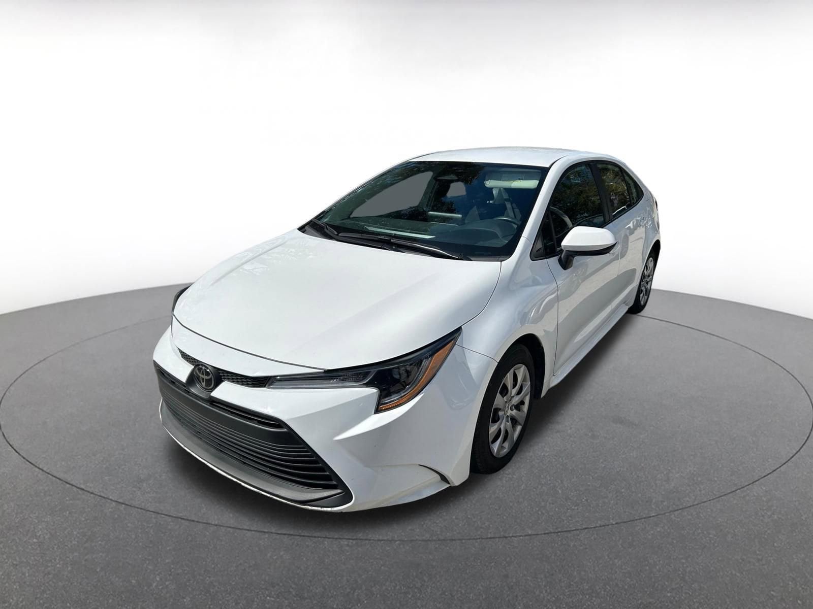 Thumbnail: 2025 Toyota Corolla - 4