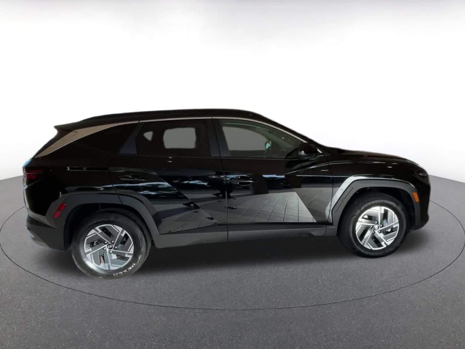 Thumbnail: 2025 Hyundai Tucson - 20