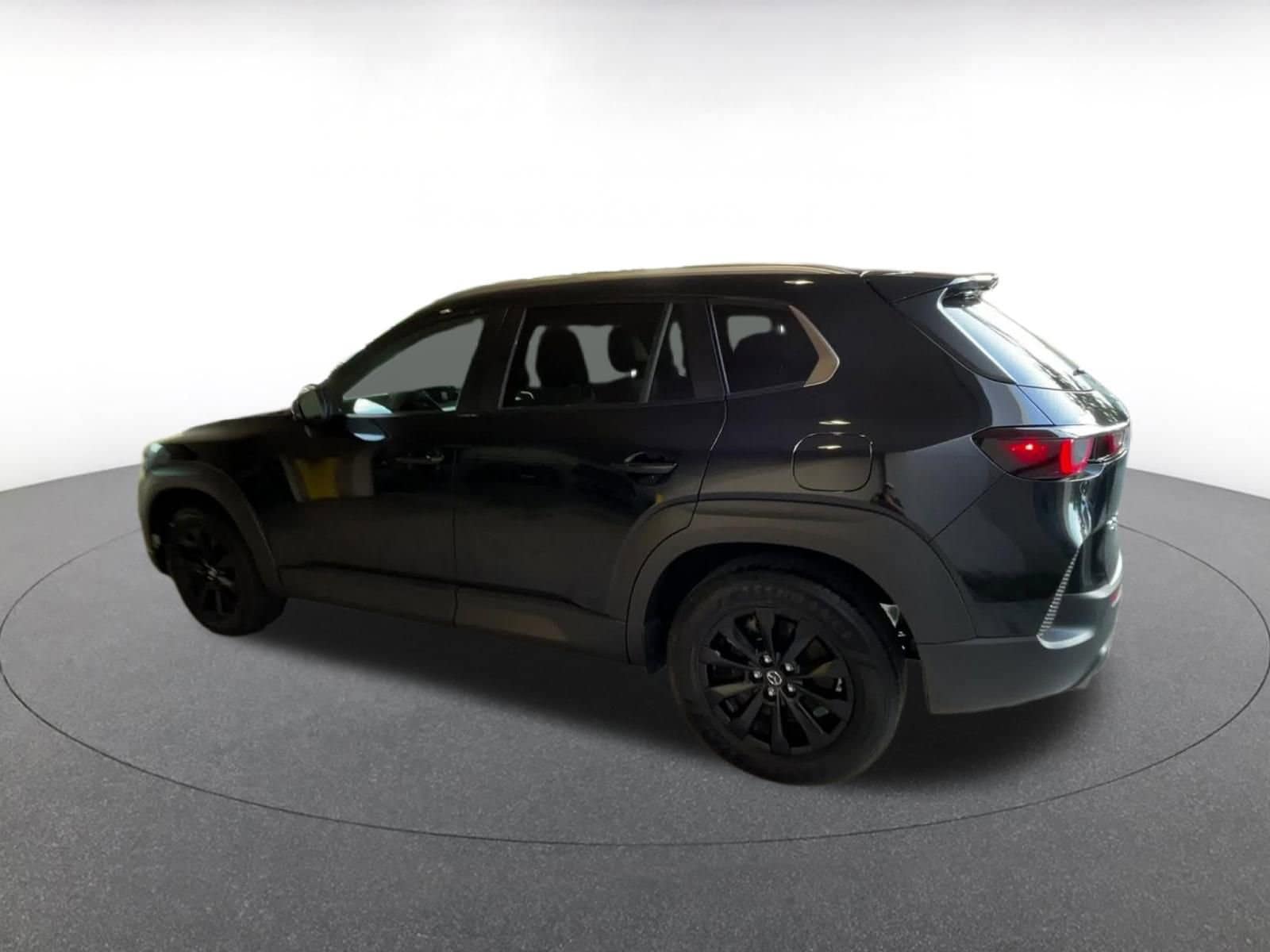 Thumbnail: 2025 Mazda CX-50 - 10
