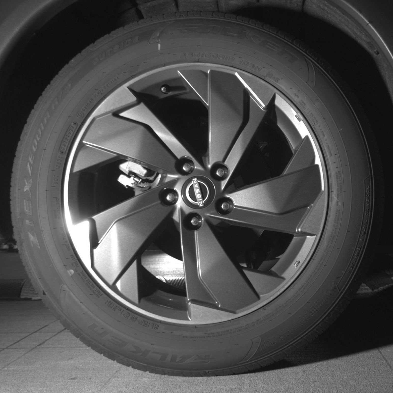 Thumbnail: 2025 Nissan Rogue - 25