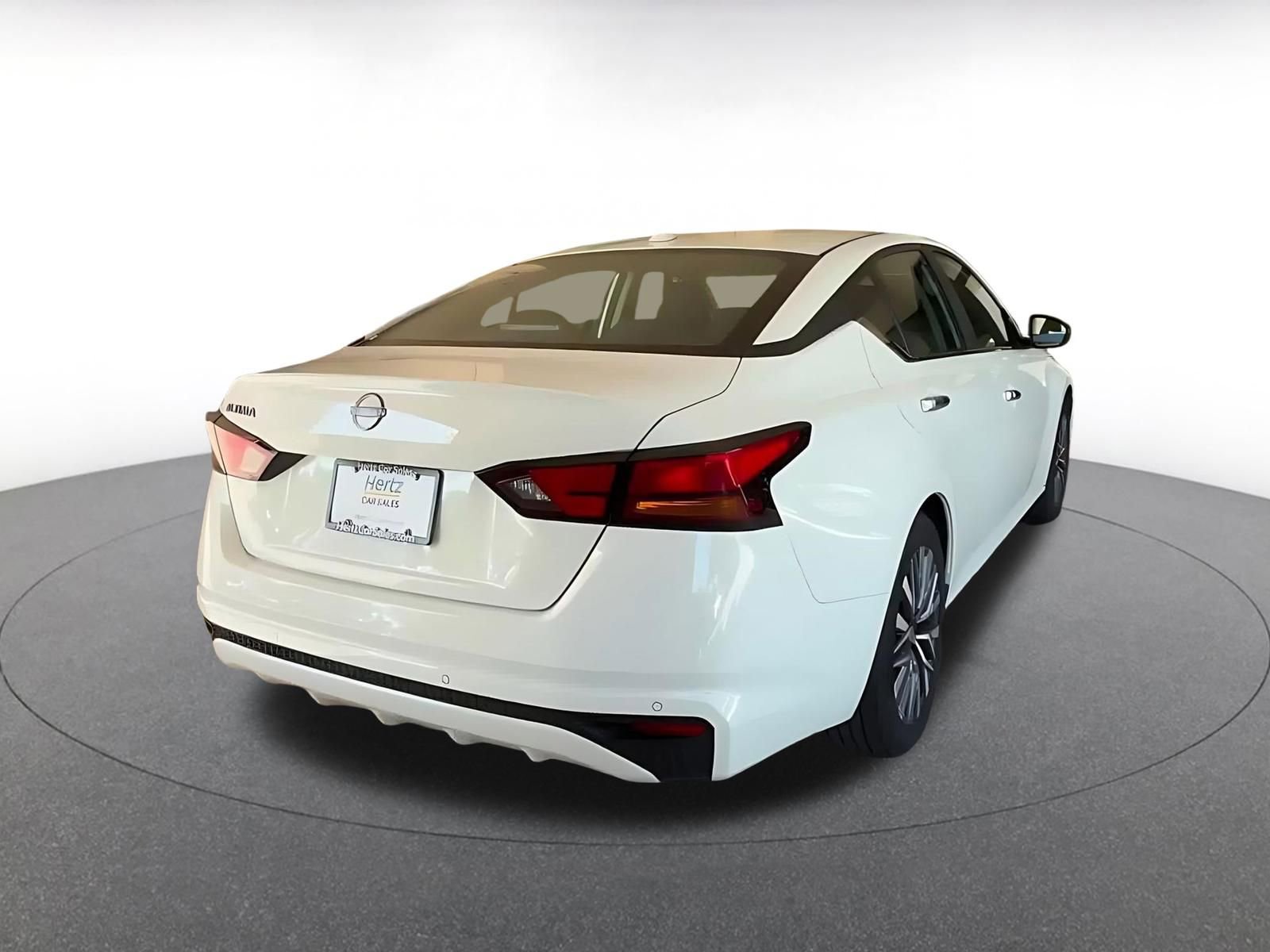 Thumbnail: 2025 Nissan Altima - 14