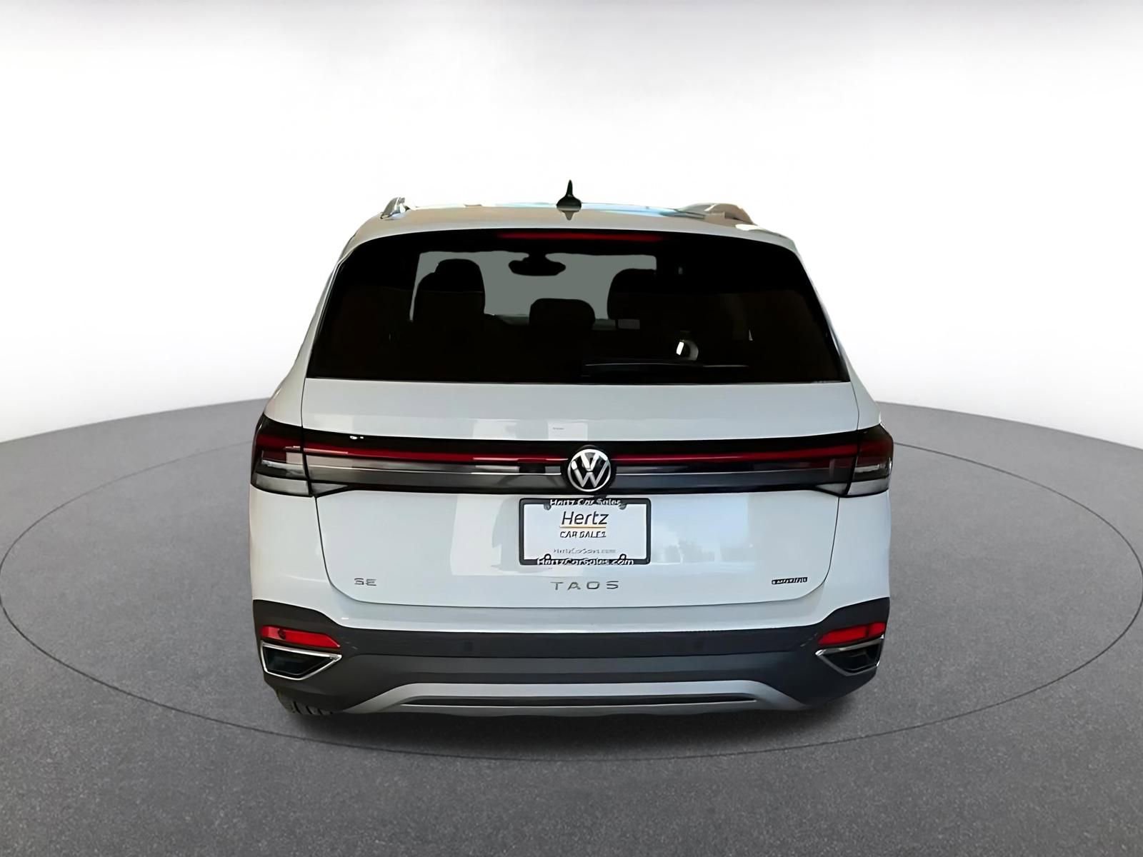 Thumbnail: 2025 Volkswagen Taos - 12