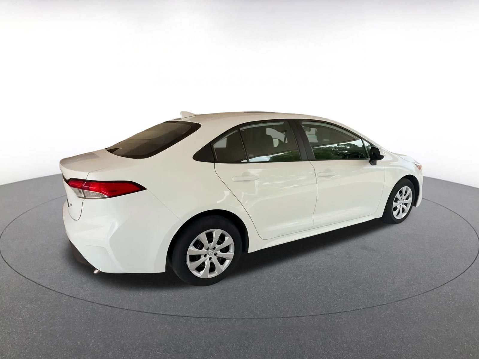 Thumbnail: 2024 Toyota Corolla - 15