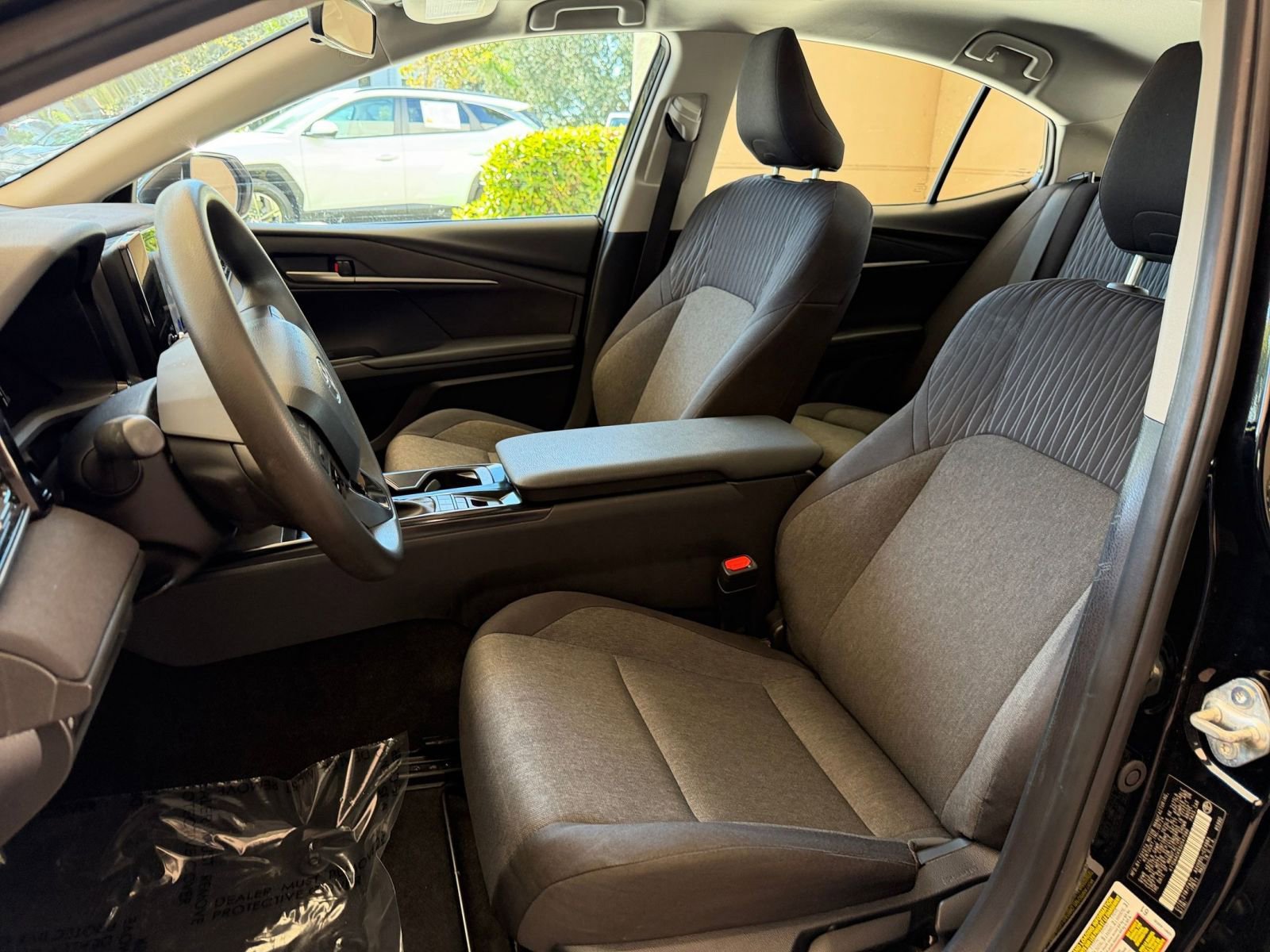 Thumbnail: 2025 Toyota Camry - 21