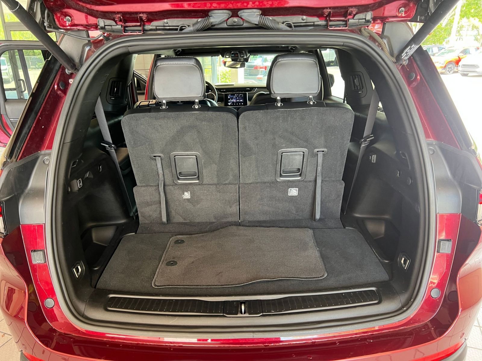 Thumbnail: 2023 Jeep Grand Cherokee - 24