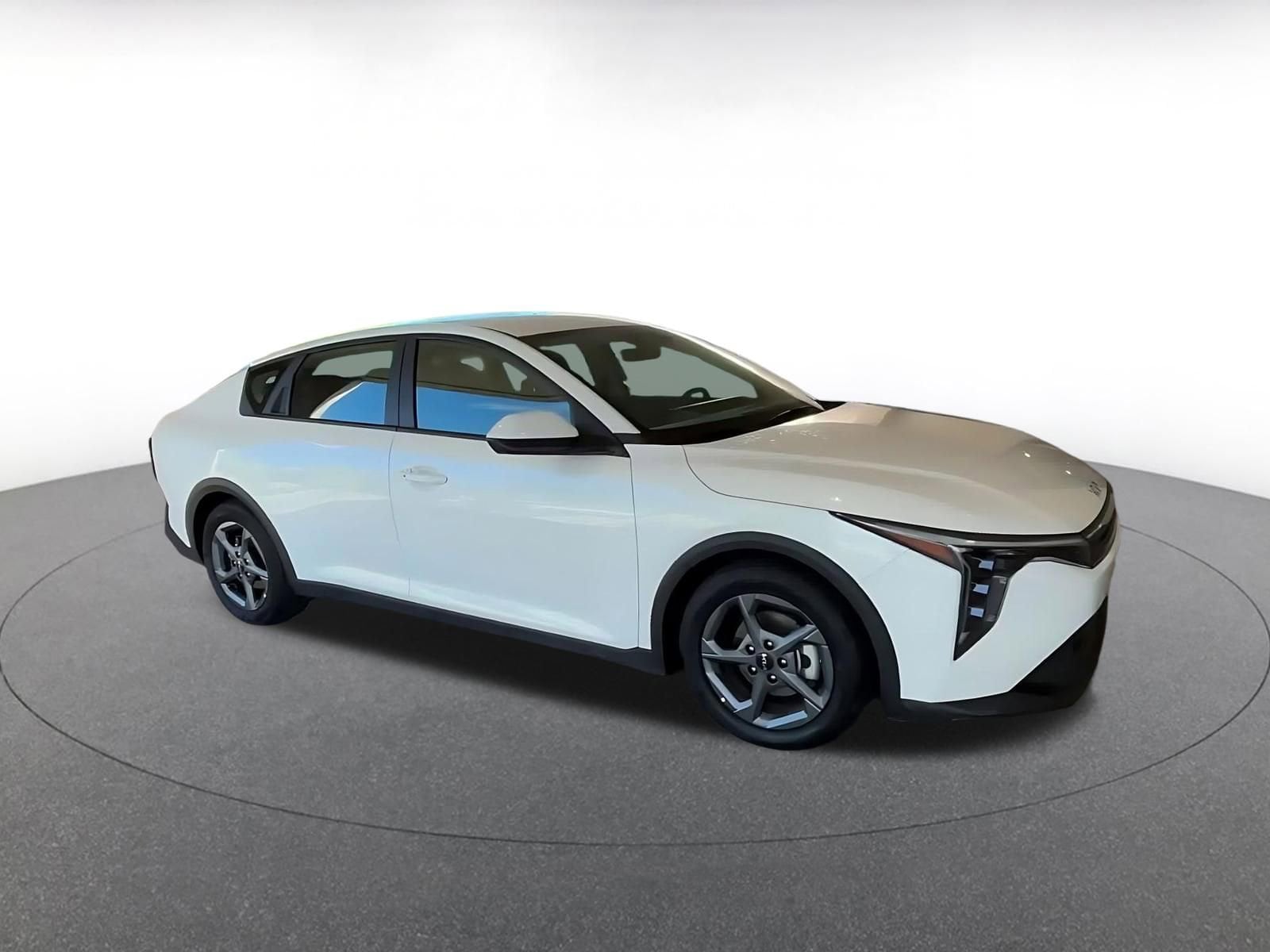 Thumbnail: 2025 Kia K4 - 2