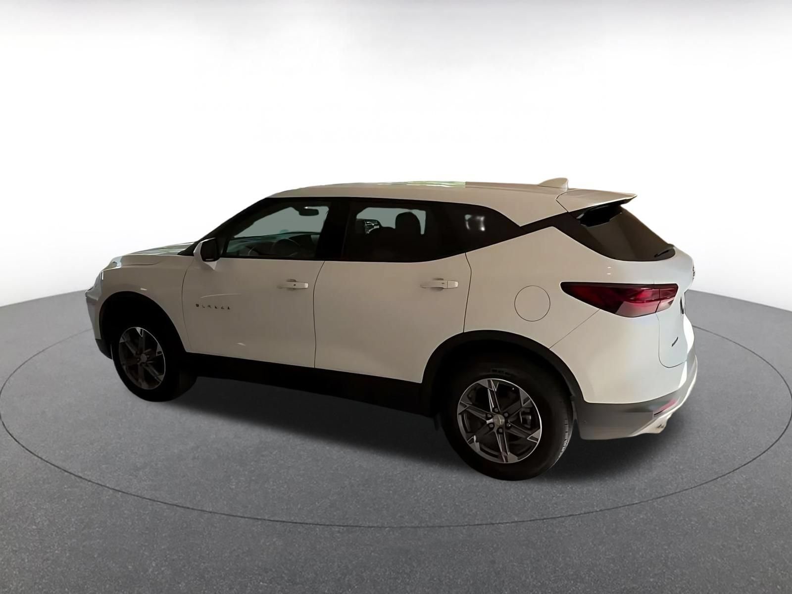 Thumbnail: 2026 Chevrolet Blazer - 10