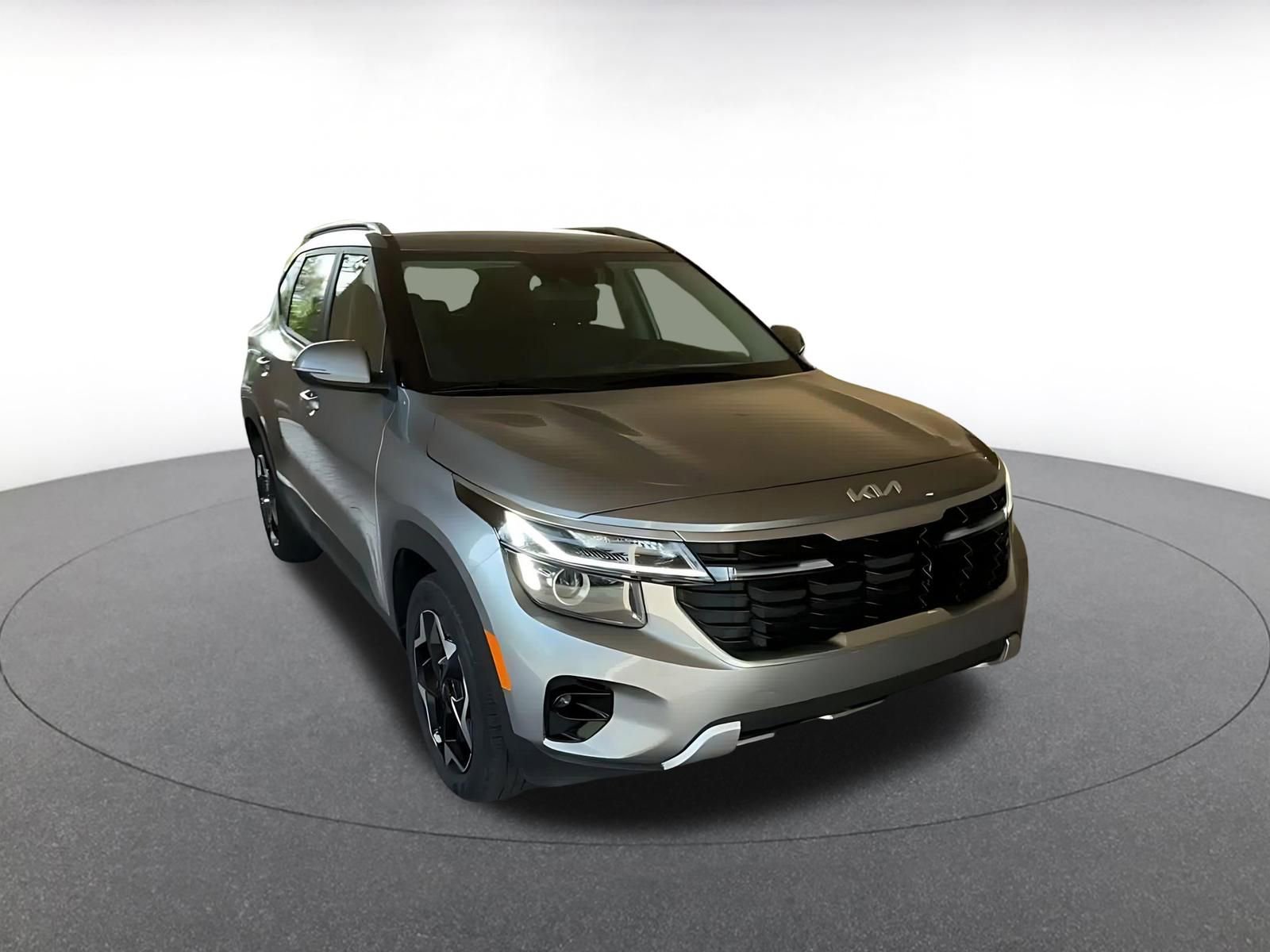 Thumbnail: 2025 Kia Seltos - 3